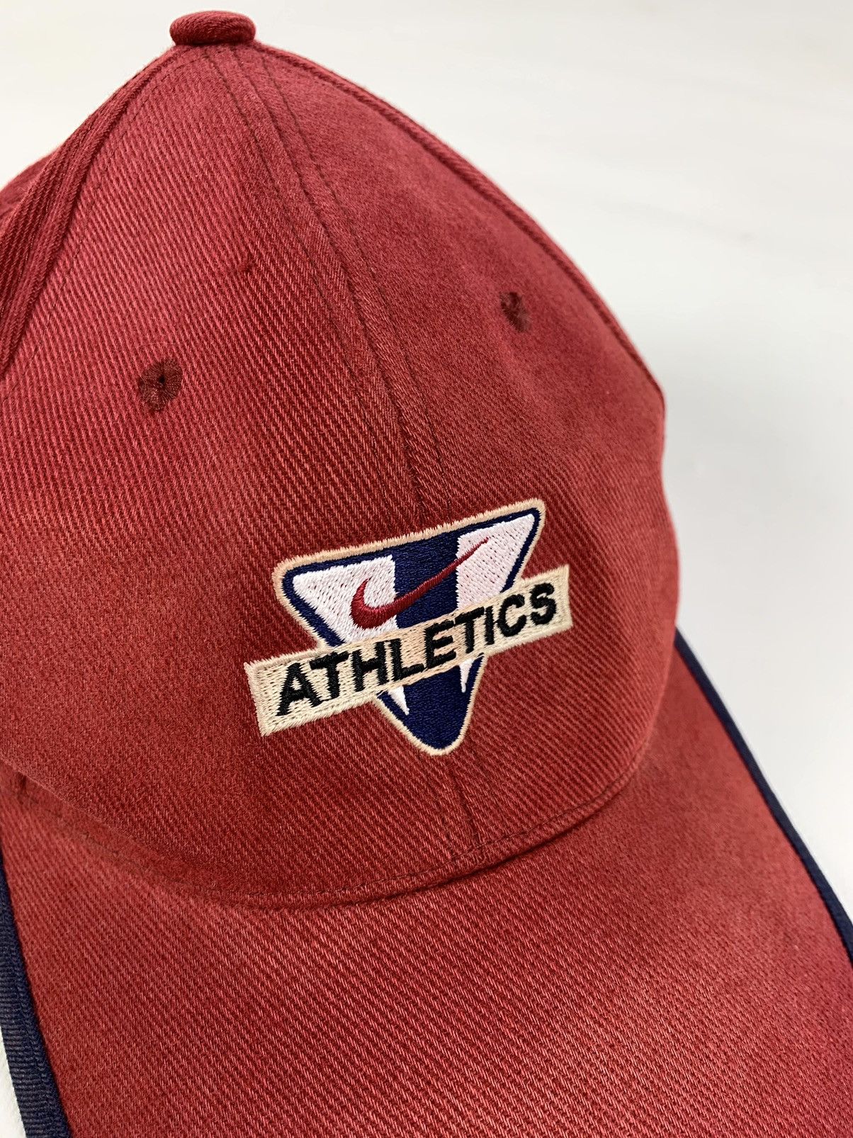 Nike 90s Vintage Nike Athletic Embroidered Swoosh Red Cap Hat Size ONE SIZE - 5 Thumbnail
