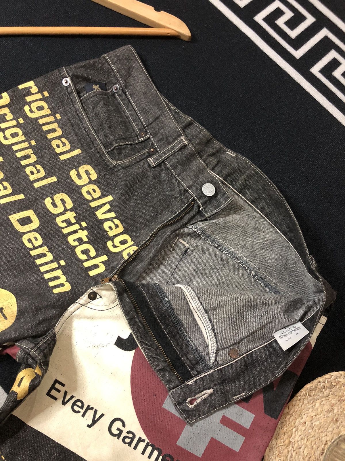 Japanese Brand × Vintage VINTAGE YEN JEANS OVER PRINT BIG LOGO DISTRESED DENIM Size US 32 / EU 48 - 5 Thumbnail