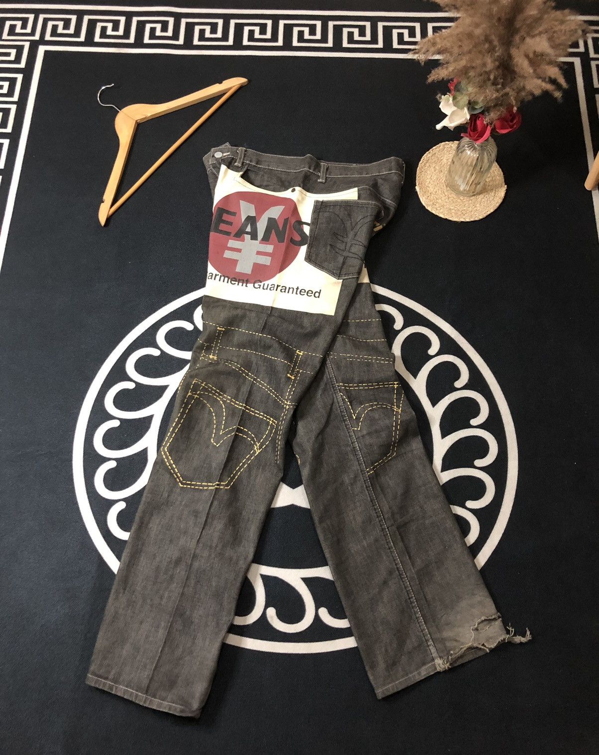 Japanese Brand × Vintage VINTAGE YEN JEANS OVER PRINT BIG LOGO DISTRESED DENIM Size US 32 / EU 48 - 14 Thumbnail