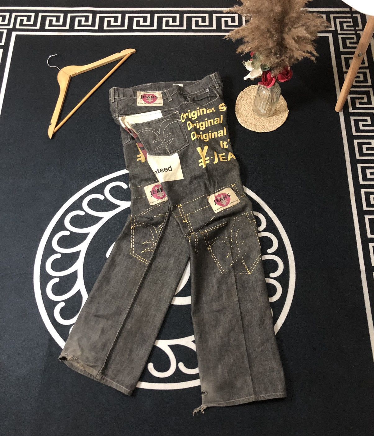 Japanese Brand × Vintage VINTAGE YEN JEANS OVER PRINT BIG LOGO DISTRESED DENIM Size US 32 / EU 48 - 12 Thumbnail