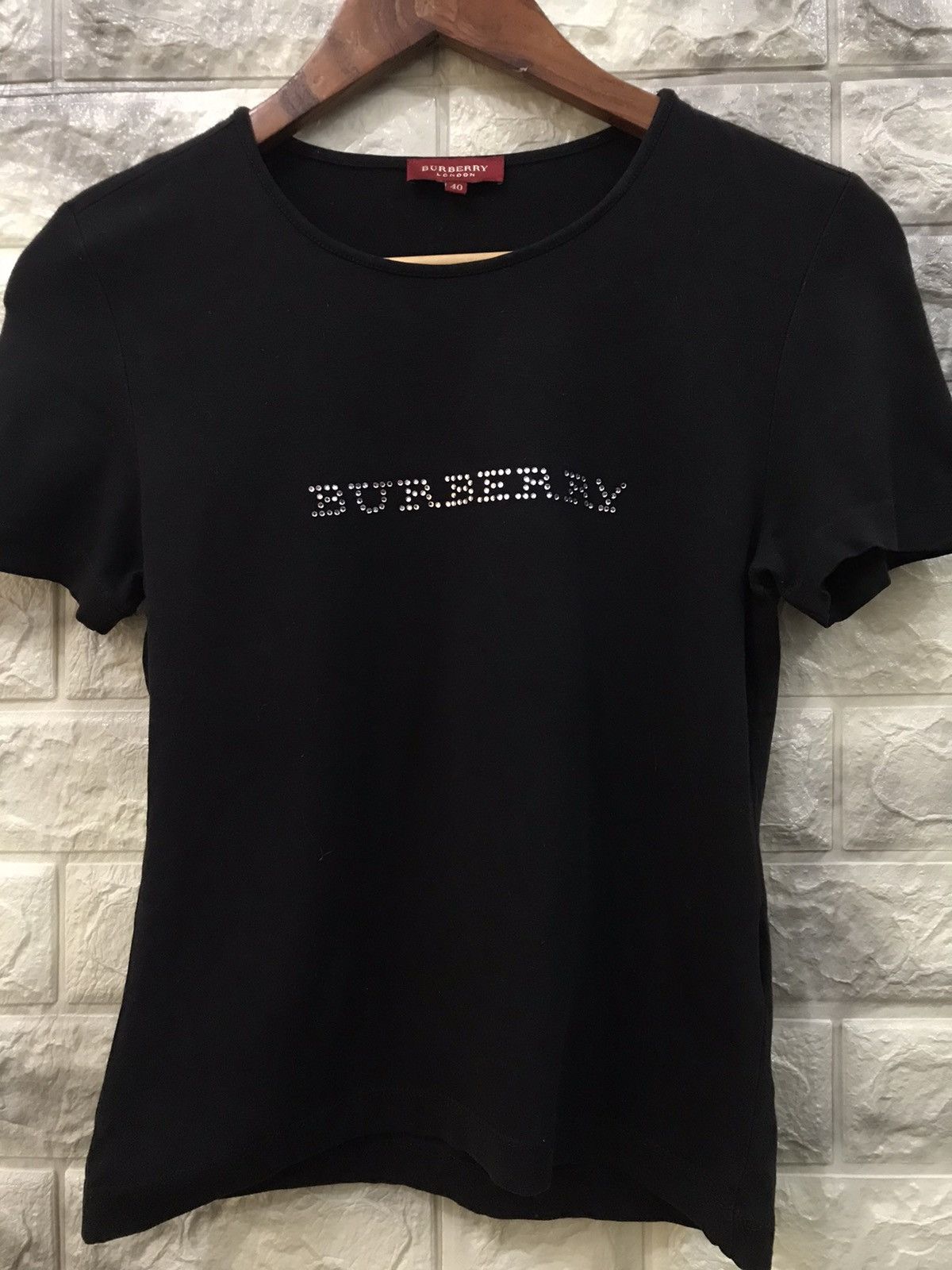 Burberry Burberry London Swaroski Logo Size S / US 4 / IT 40 - 2 Thumbnail