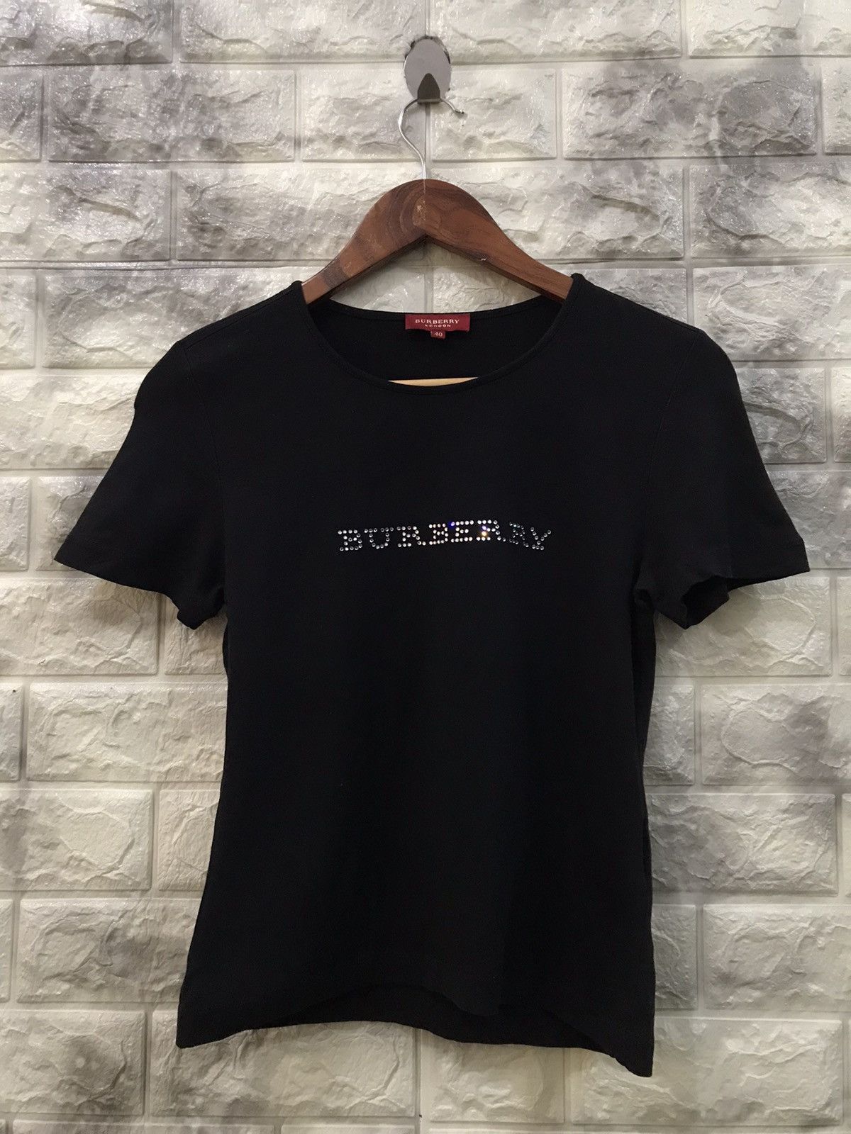 Burberry Burberry London Swaroski Logo Size S / US 4 / IT 40 - 3 Thumbnail