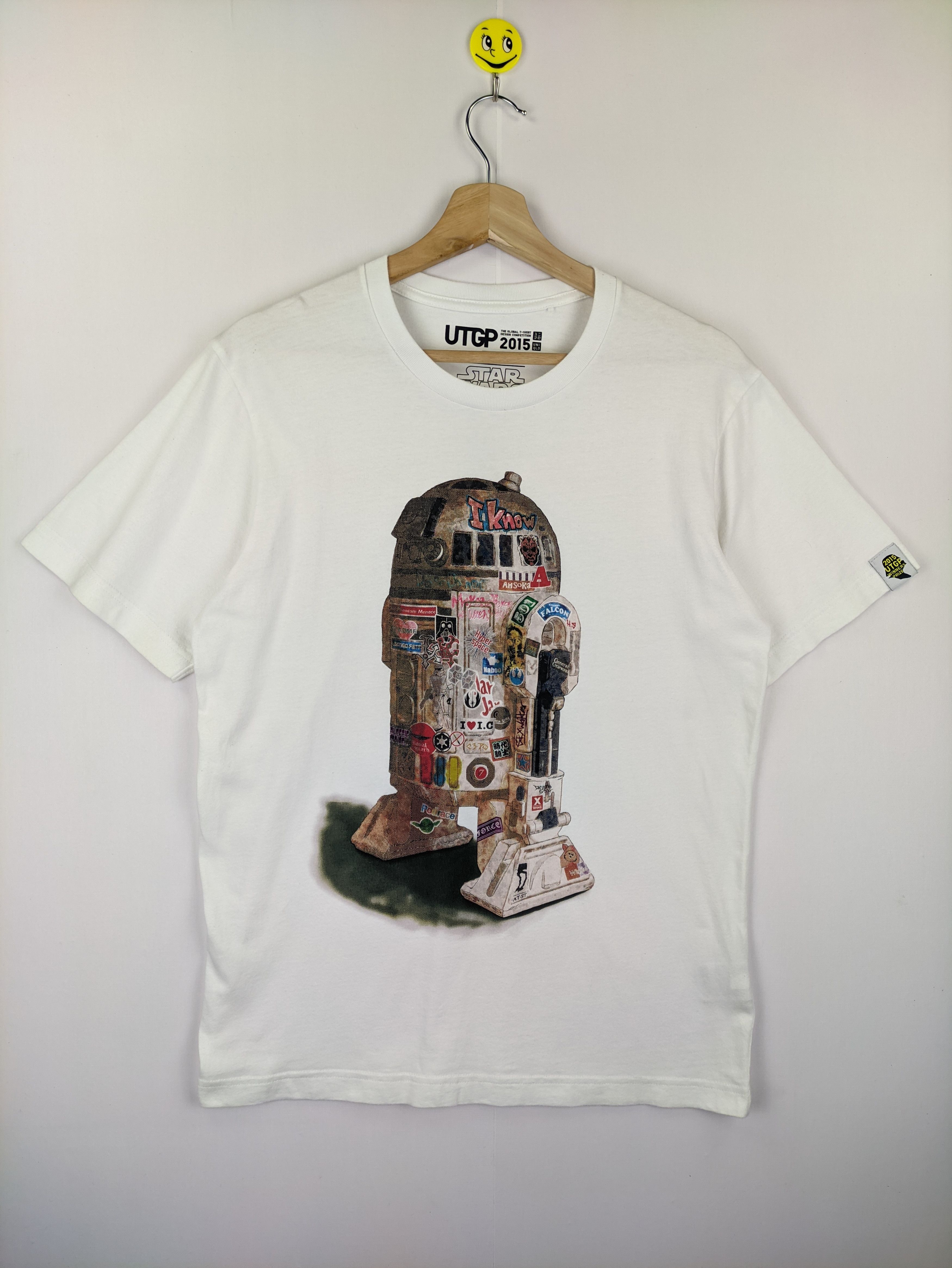 Steals🔥T Shirt Uniqlo Star Wars R2D2 (Bulk Price PM)