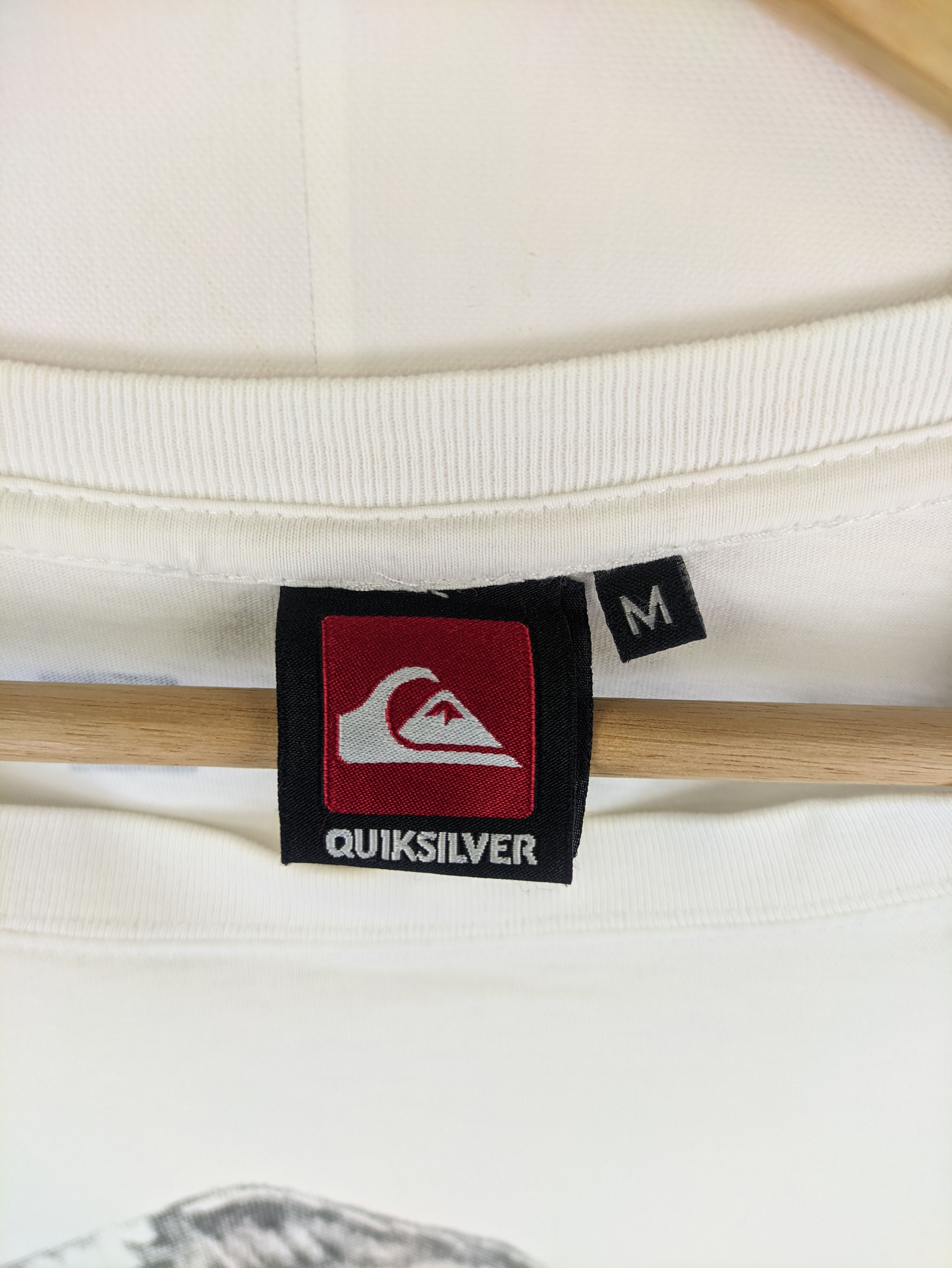 Quiksilver Steals🔥T Shirt Quicksilver Shark Design Tee Size US M / EU 48-50 / 2 - 3 Thumbnail