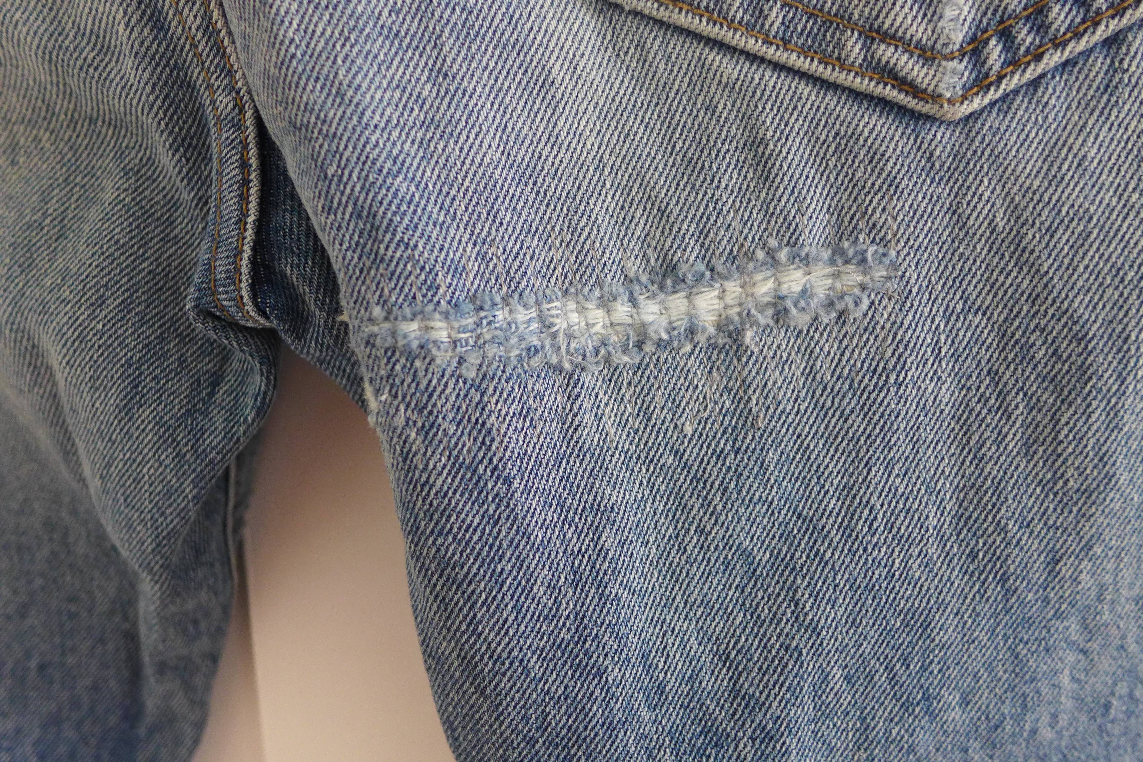Saint Laurent D02 Washed Blue Denim Jeans