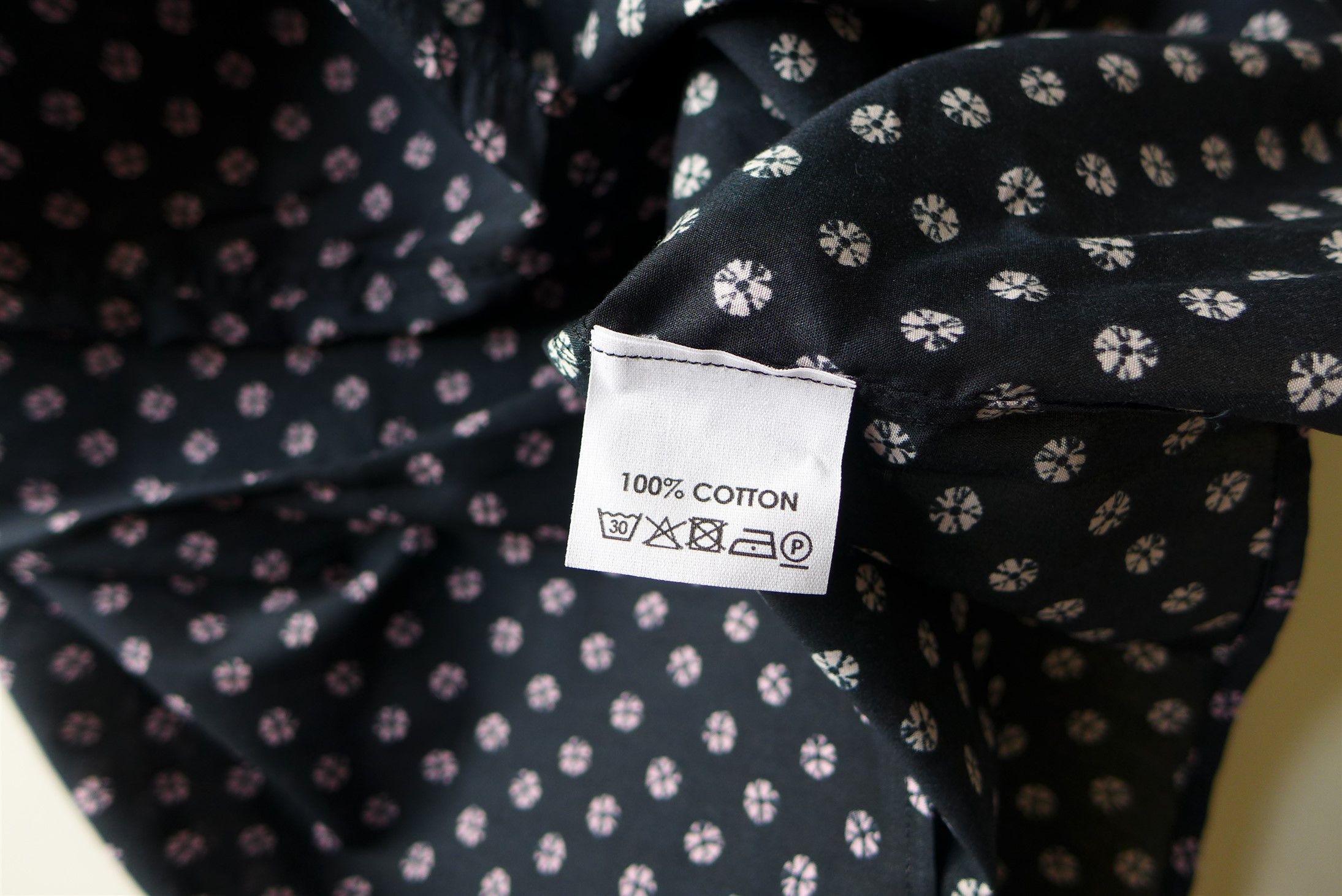 Dries Van Noten Dries Van Noten FW19 Corbin Shirt - Navy Sequin Print Size US M / EU 48-50 / 2 - 9 Thumbnail