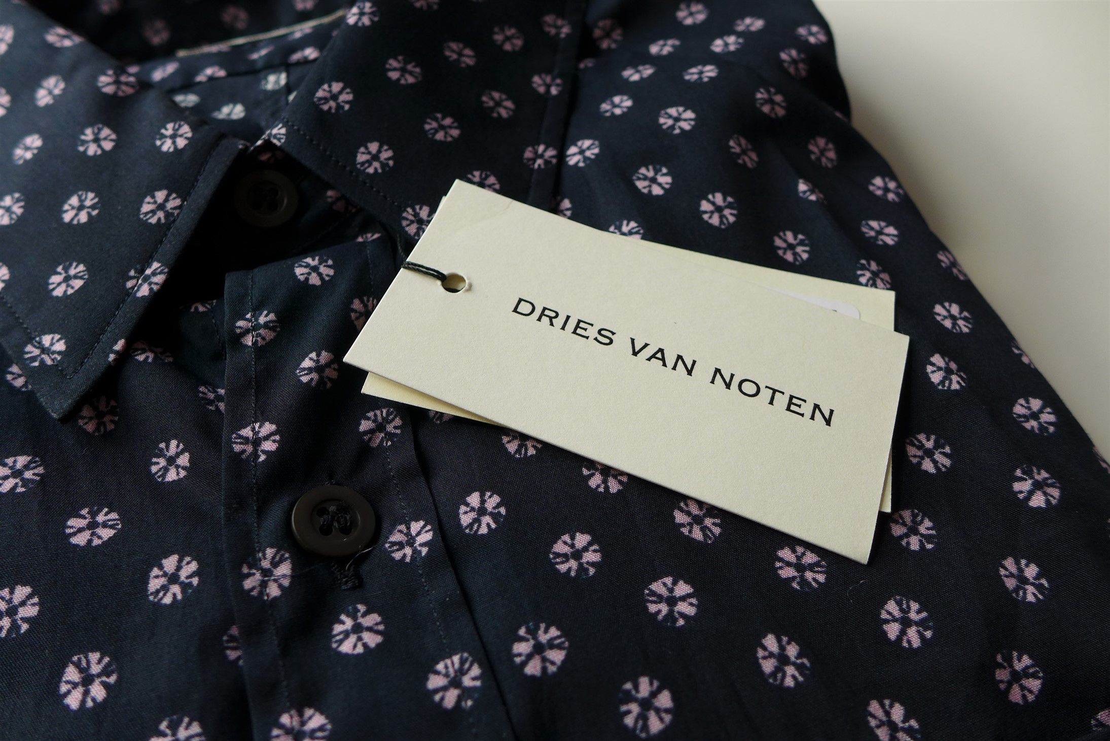 Dries Van Noten Dries Van Noten FW19 Corbin Shirt - Navy Sequin Print Size US M / EU 48-50 / 2 - 5 Thumbnail