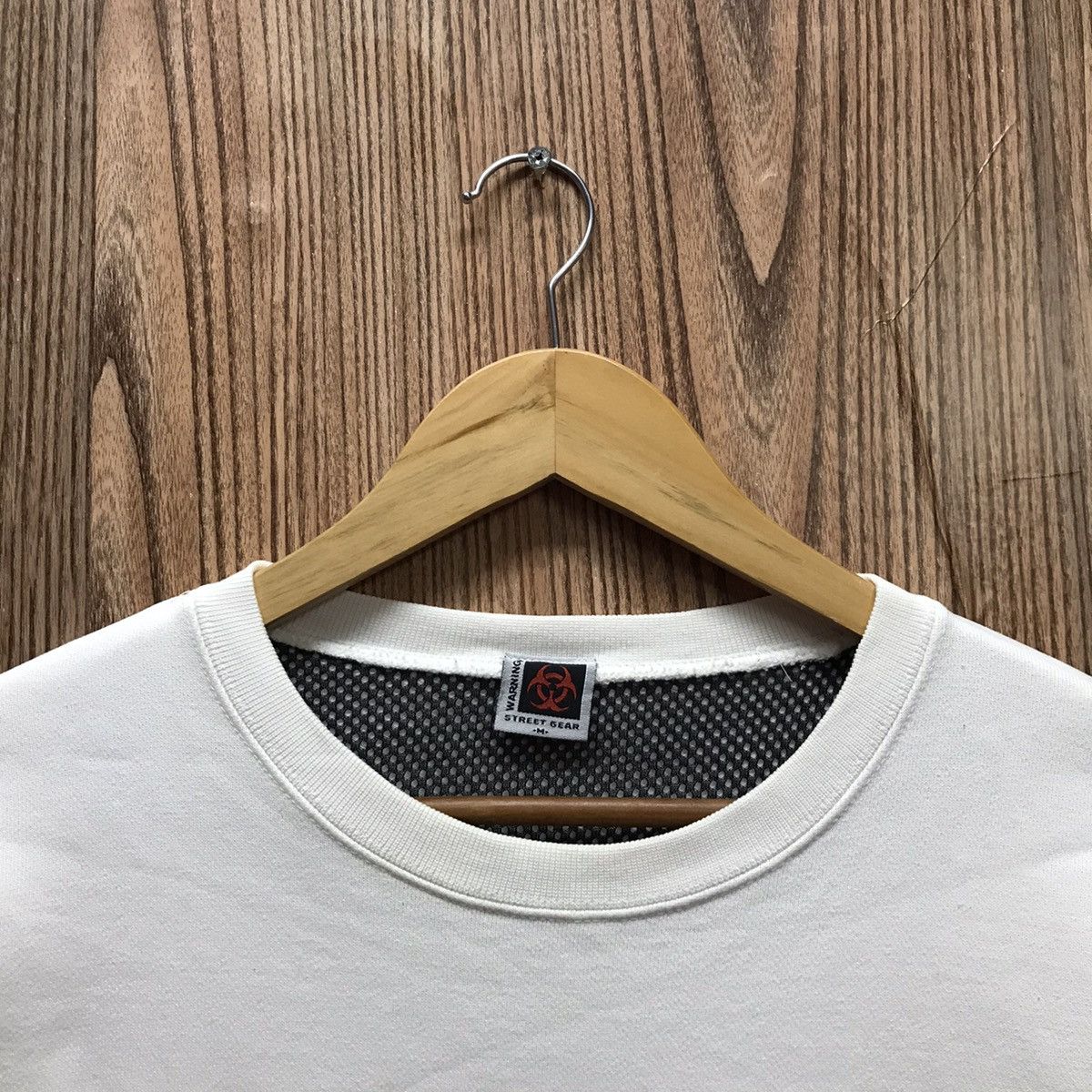 Japanese Brand × Vintage Vintage Biohazard Sweatshirt Big Logo Warning LA Size US M / EU 48-50 / 2 - 5 Thumbnail