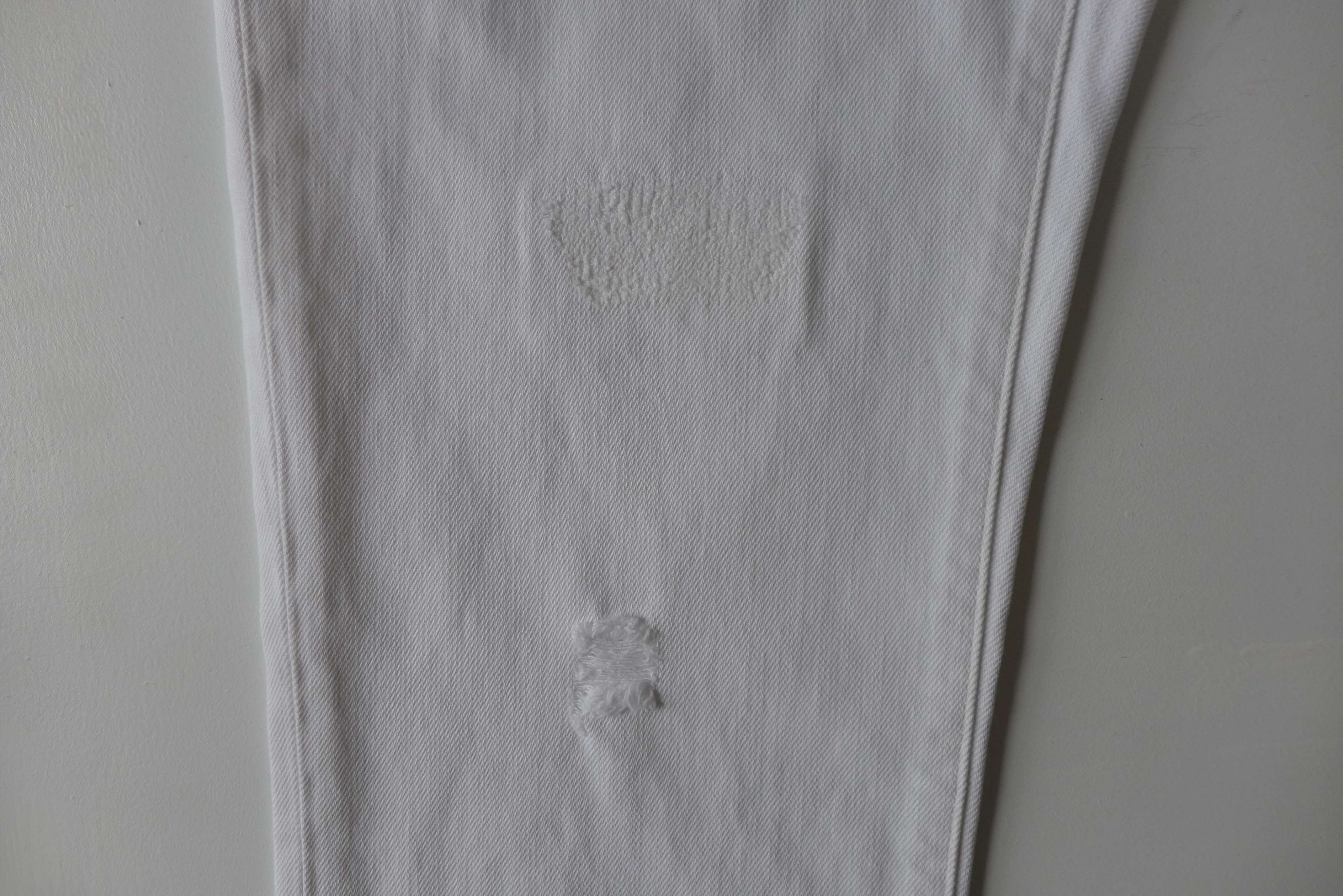 Saint Laurent Paris Saint Laurent D10 White Distressed Denim Jeans Size US 34 / EU 50 - 14 Thumbnail