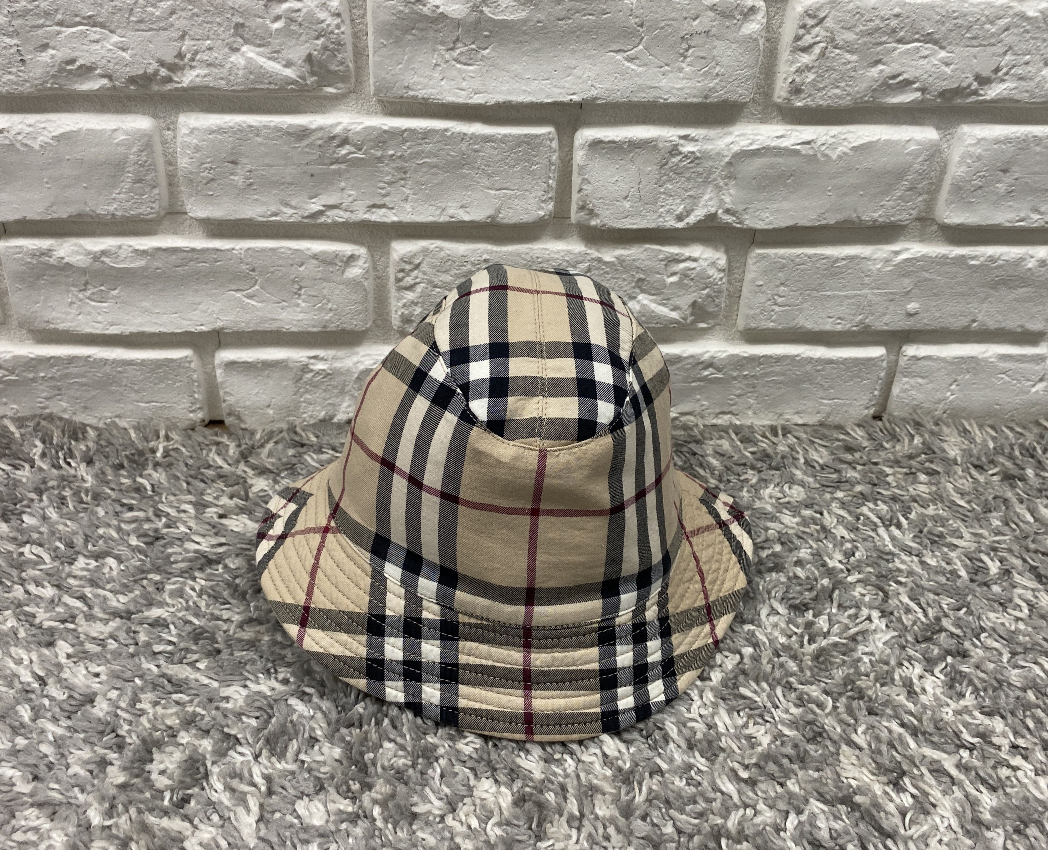 Burberry Burberry Nova Check Reversible Bucket Hat Monogram Beige Size ONE SIZE - 4 Thumbnail