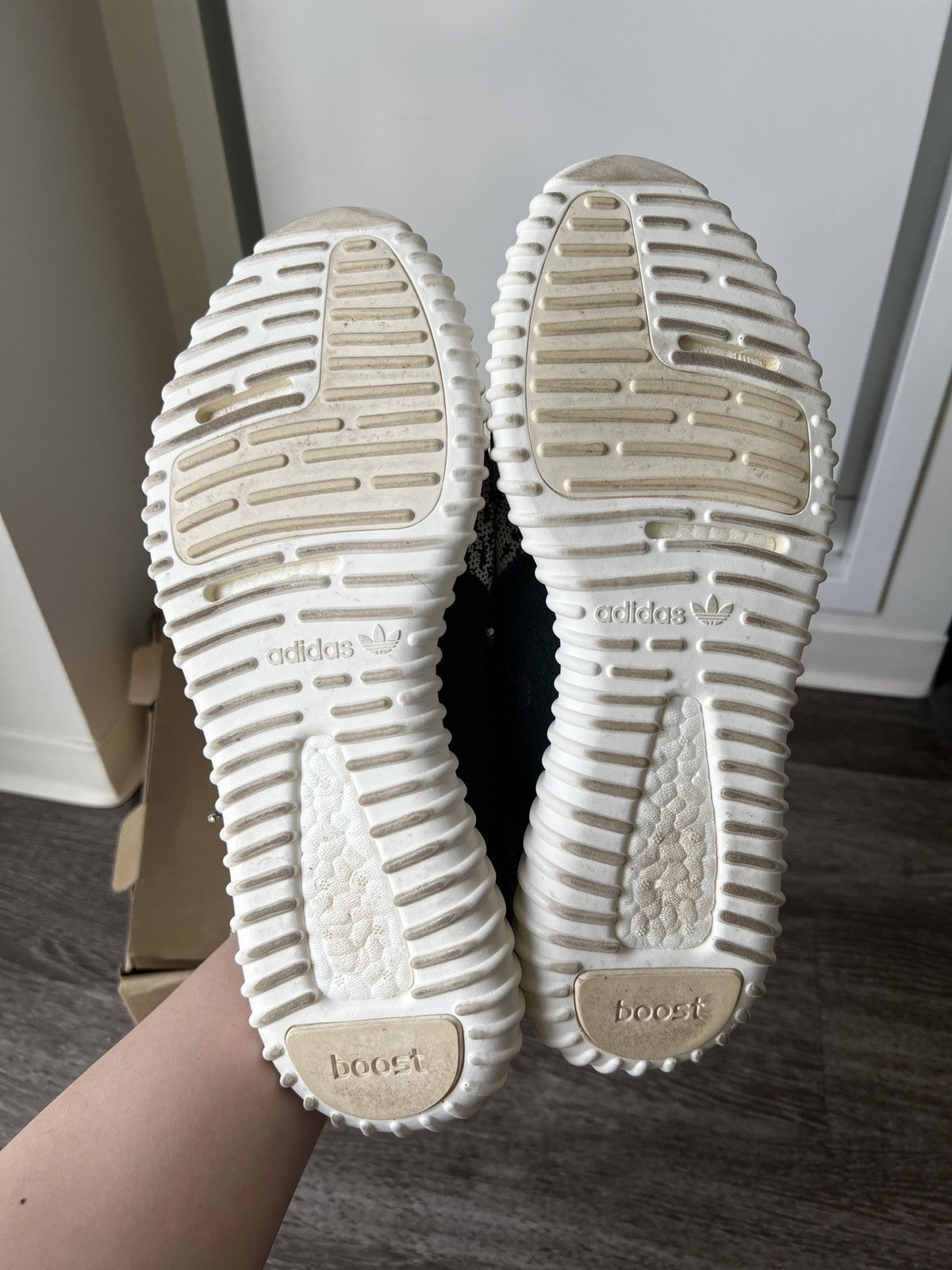 Adidas × Kanye West Yeezy Boost 350 Turtledove [2015] Size US 11 / EU 44 - 4 Thumbnail