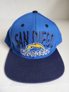 Lightning Bolt Vintage Styled San Diego Chargers Unisex T-Shirt – Teepital  – Everyday New Aesthetic Designs