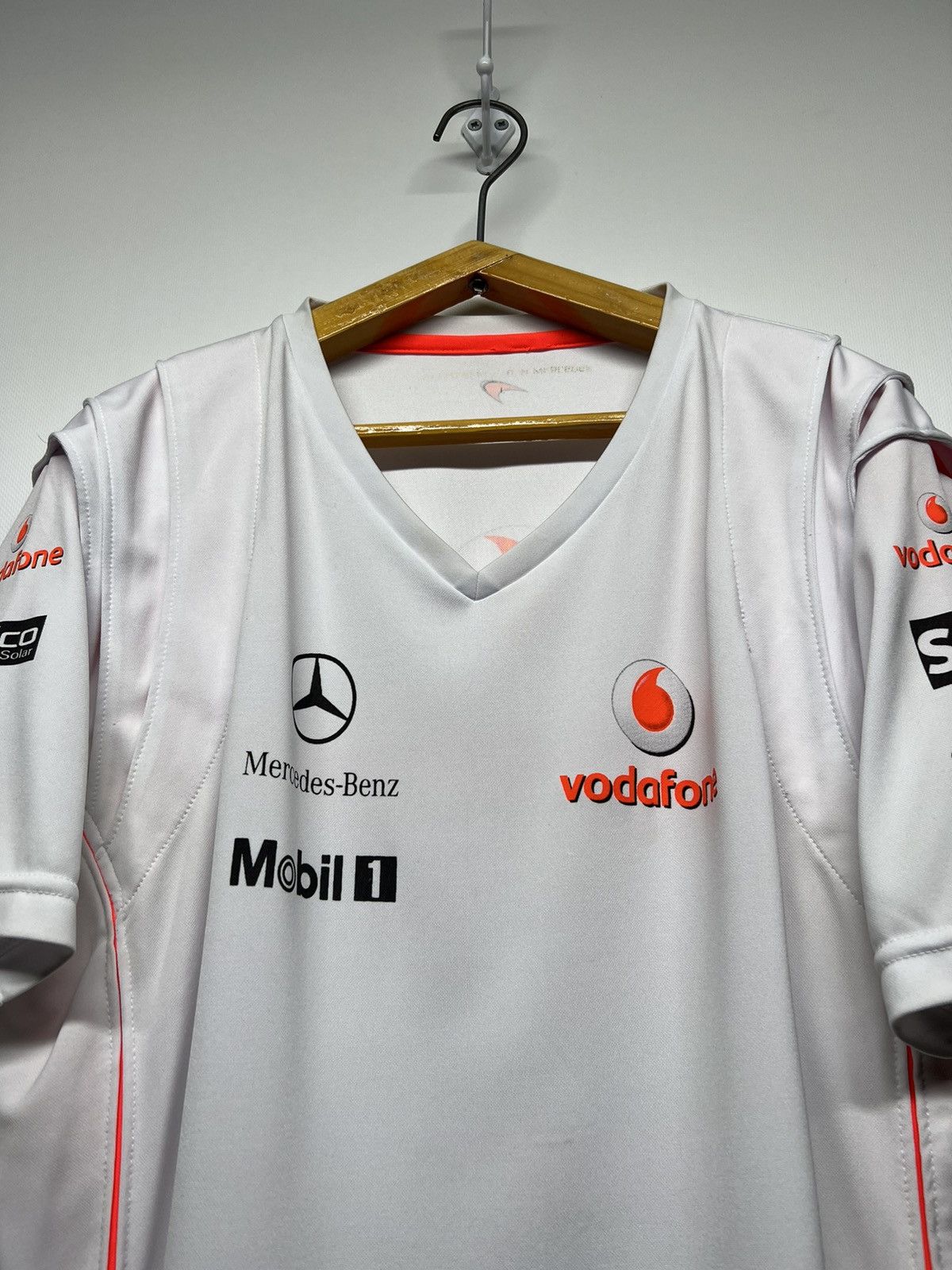 Mercedes-Benz × Vintage Vintage Y2k Mercedes Benz Vodafon Racing Jersey T-Shirt 90’s Size US M / EU 48-50 / 2 - 1 Thumbnail