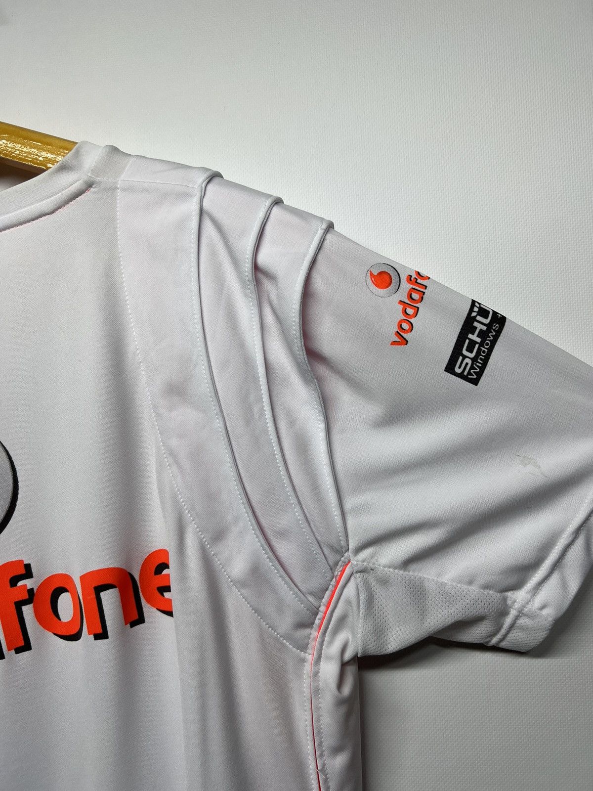 Mercedes-Benz × Vintage Vintage Y2k Mercedes Benz Vodafon Racing Jersey T-Shirt 90’s Size US M / EU 48-50 / 2 - 14 Thumbnail