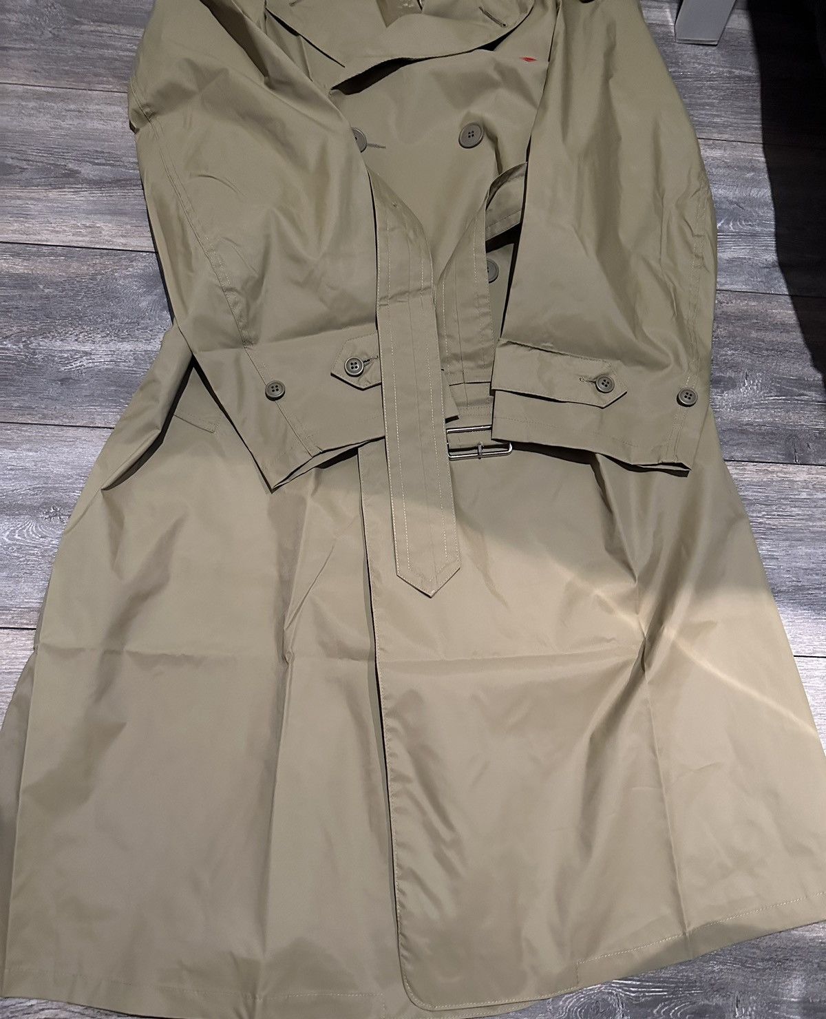 Comme des Garcons PLAY Brand New Comme Des Garçons Play Long Trench Size L Size US L / EU 52-54 / 3 - 7 Thumbnail