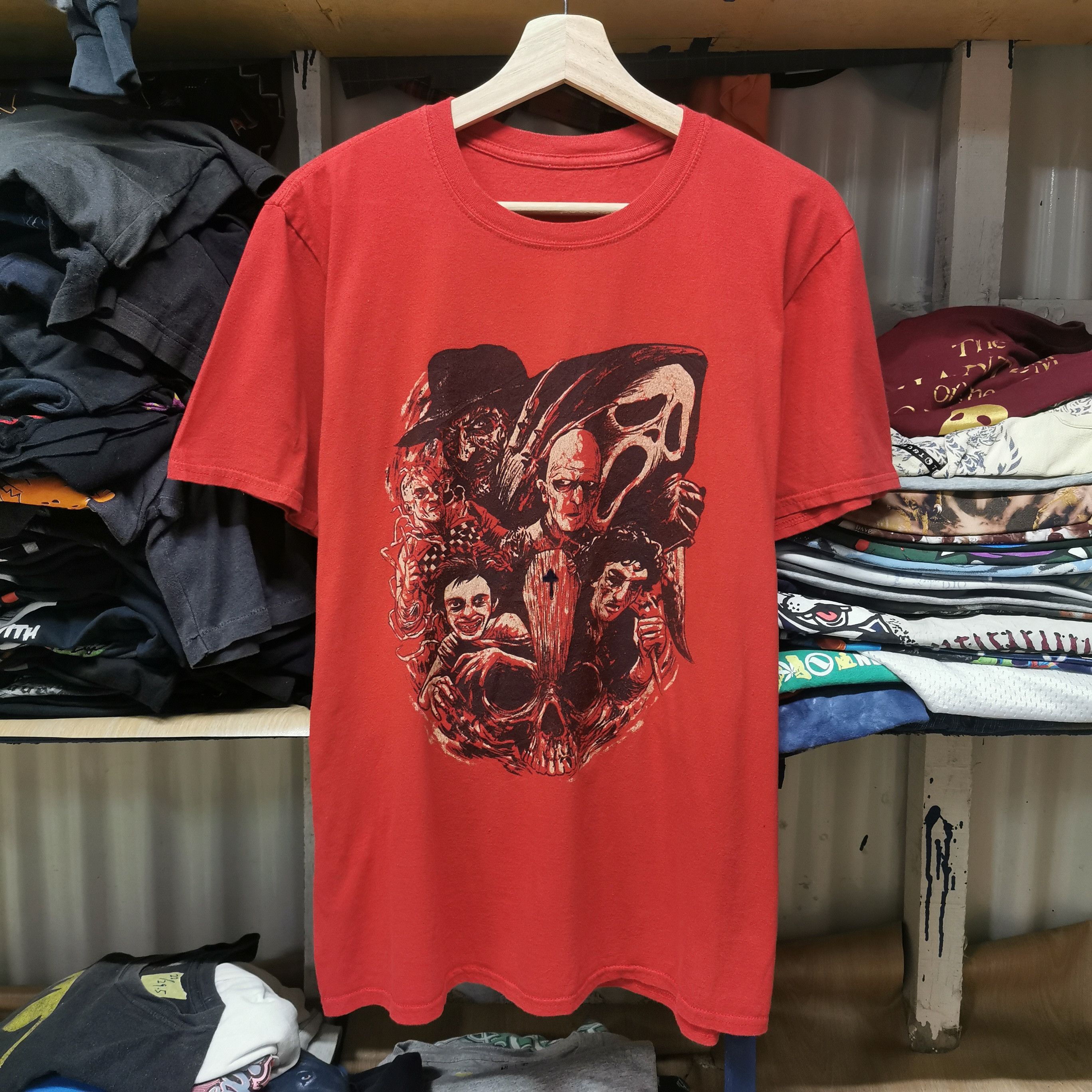 image of Expert Horror x Movie Vintage Horror Movie Killers Tee in Red, Men's (Size Large)