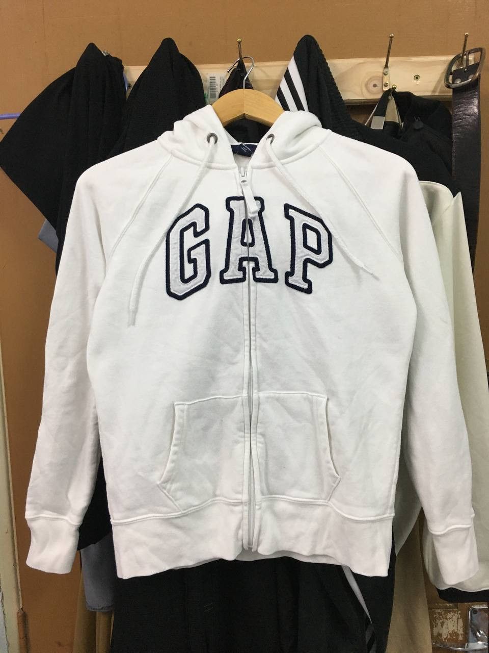 Gap Gap Embroidered Logo Zipper Hoodie Size XS / US 0-2 / IT 36-38 - 1 Thumbnail