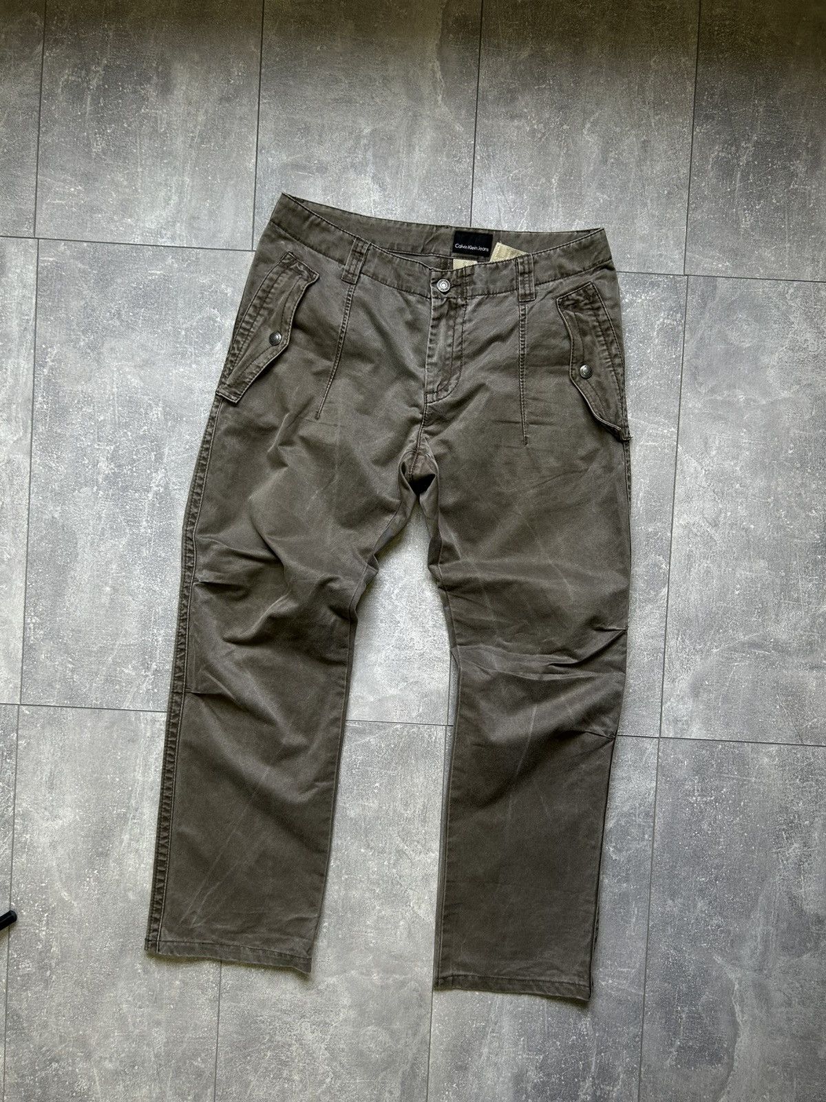 Calvin Klein × Vintage Mens Vintage Calvin Klein Cargo Pants brown y2k streetwear Size US 32 / EU 48 - 1 Thumbnail