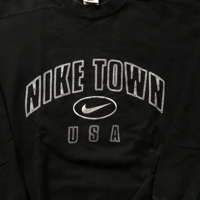 Nike 90s NIKE TOWN USA SWEATSHIRT Size US S / EU 44-46 / 1 - 5 Thumbnail