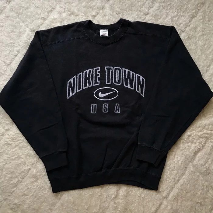 Nike 90s NIKE TOWN USA SWEATSHIRT Size US S / EU 44-46 / 1 - 4 Thumbnail