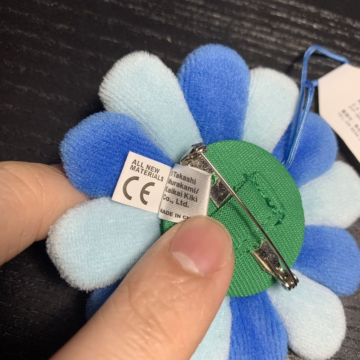 Takashi Murakami Talas hi Murakami Blue Pin brooche Size ONE SIZE - 2 Thumbnail