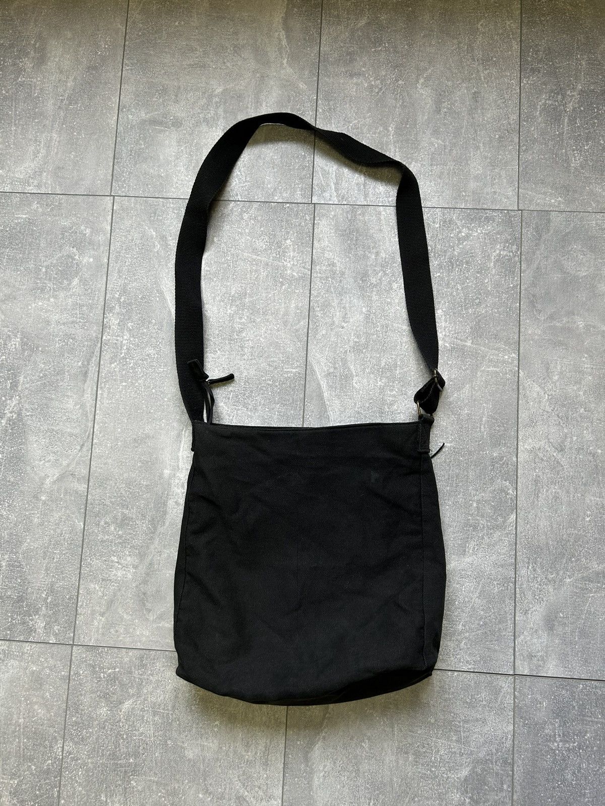 Japanese Brand × Vintage Vintage black Sling bag y2k streetwear Japanese brand rare Size ONE SIZE - 4 Thumbnail
