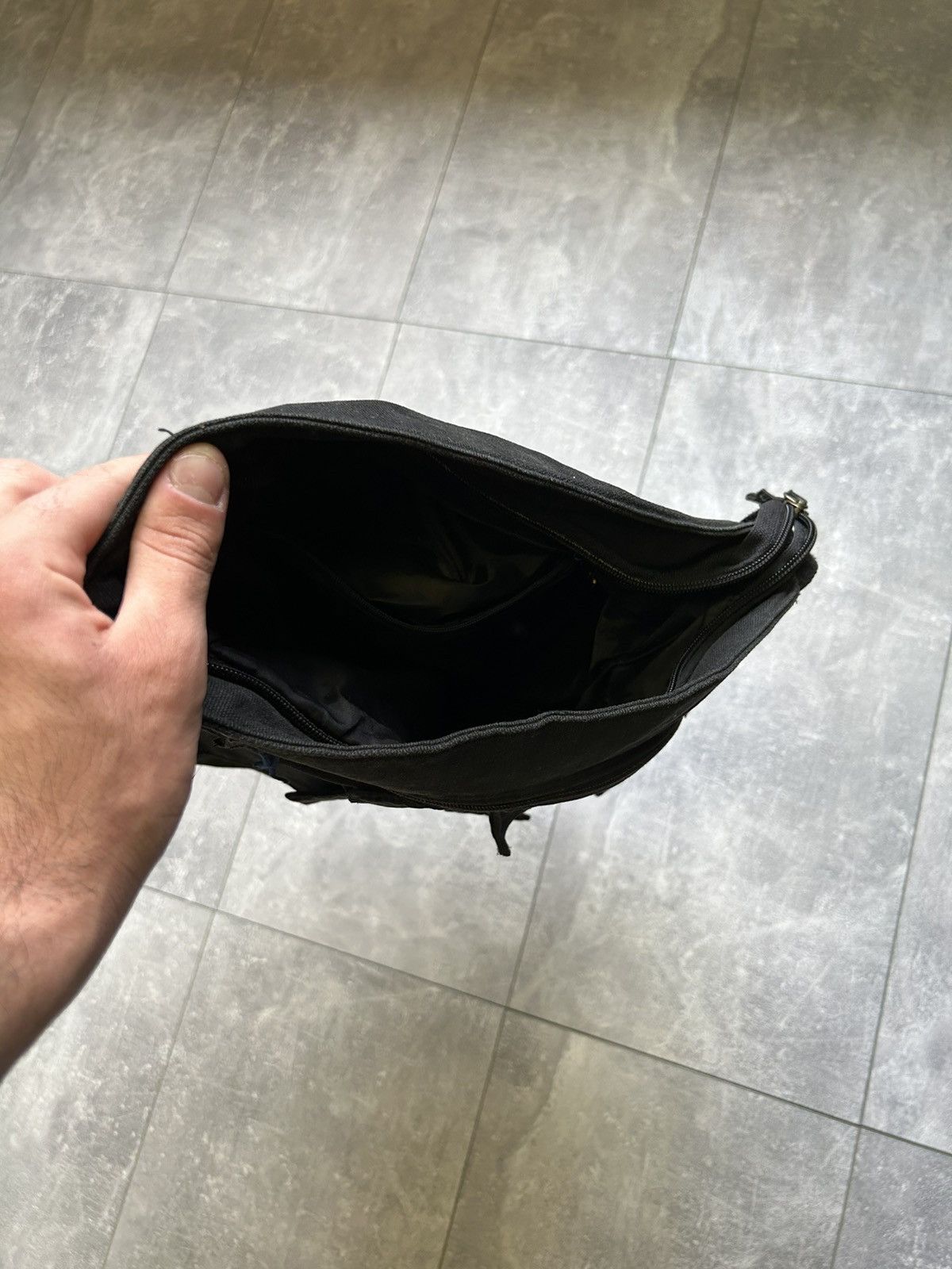 Japanese Brand × Vintage Vintage black Sling bag y2k streetwear Japanese brand rare Size ONE SIZE - 6 Thumbnail