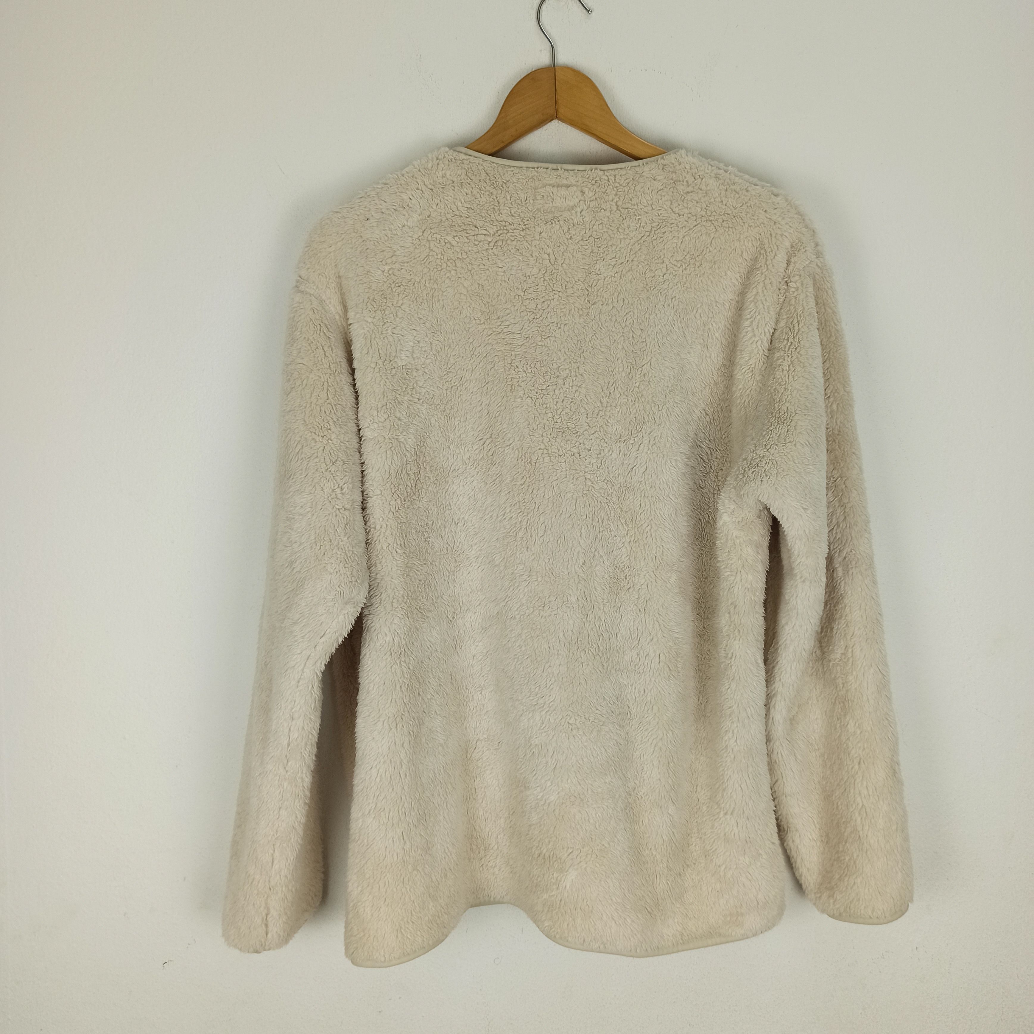 Engineered Garments × Uniqlo 🔥STEALS🔥 Engineered Garments X Uniqlo Cream Colour soft Size US L / EU 52-54 / 3 - 4 Thumbnail