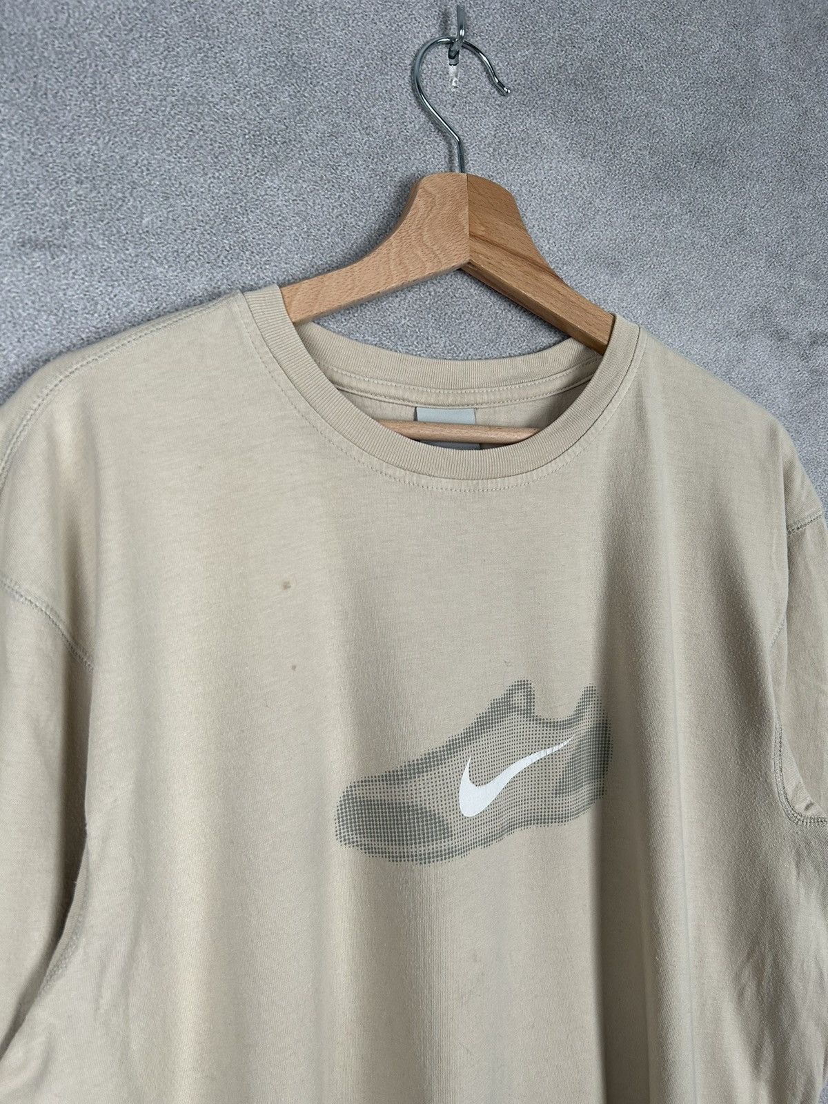 Nike Vintage Nike Center Swoosh Cortez Tee Beige Y2K 00s Size US XL / EU 56 / 4 - 3 Thumbnail