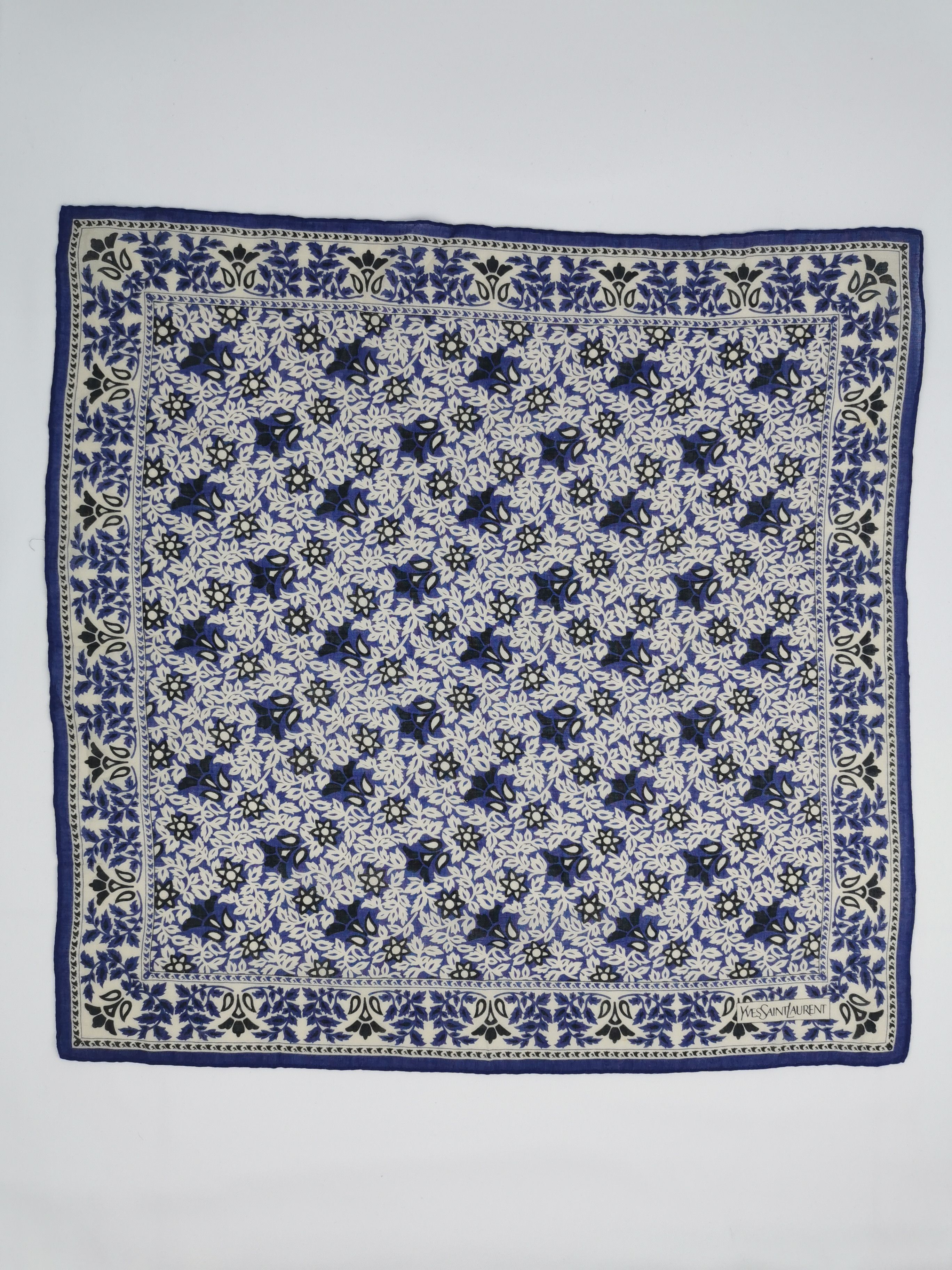 Vintage × Yves Saint Laurent Yves saint laurent handkerchief bandana neckerchief Size ONE SIZE - 2 Thumbnail
