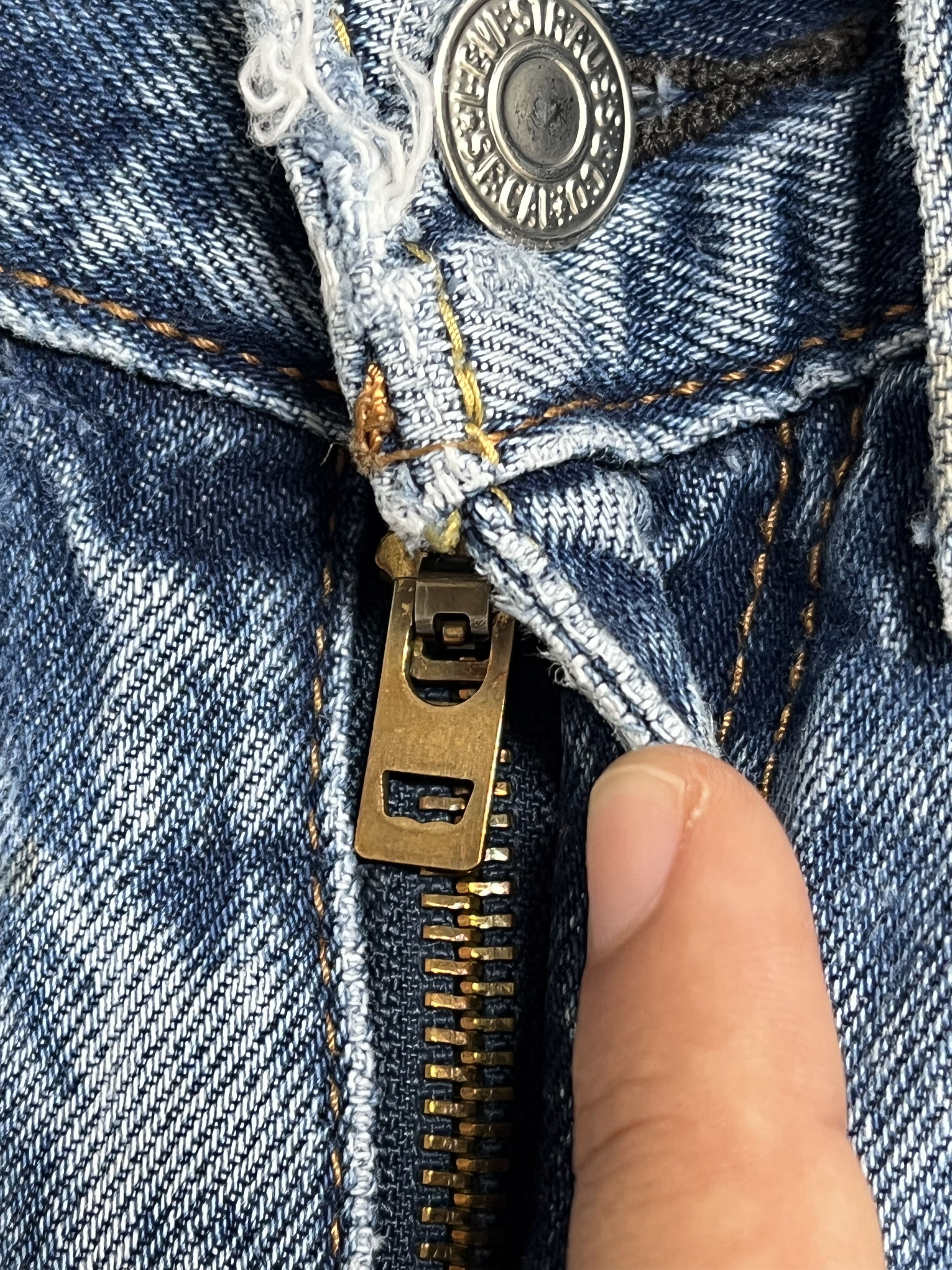 Levi's × Vintage Vintage Levis 505 Jean L79 Size US 29 - 6 Thumbnail