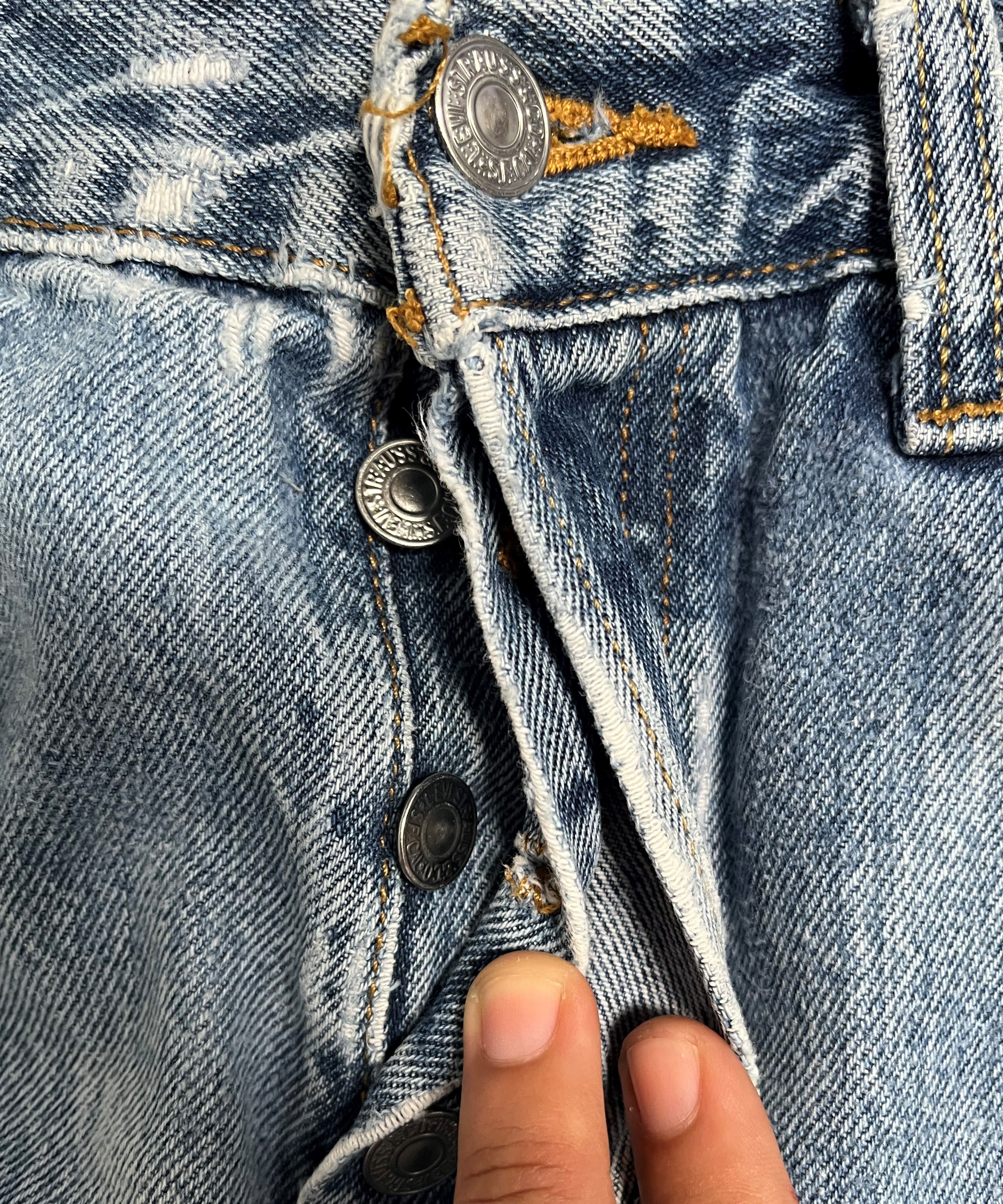 Levi's Vintage Levis 501 Jeans Distressed Denim L107 Size US 34 / EU 50 - 4 Thumbnail