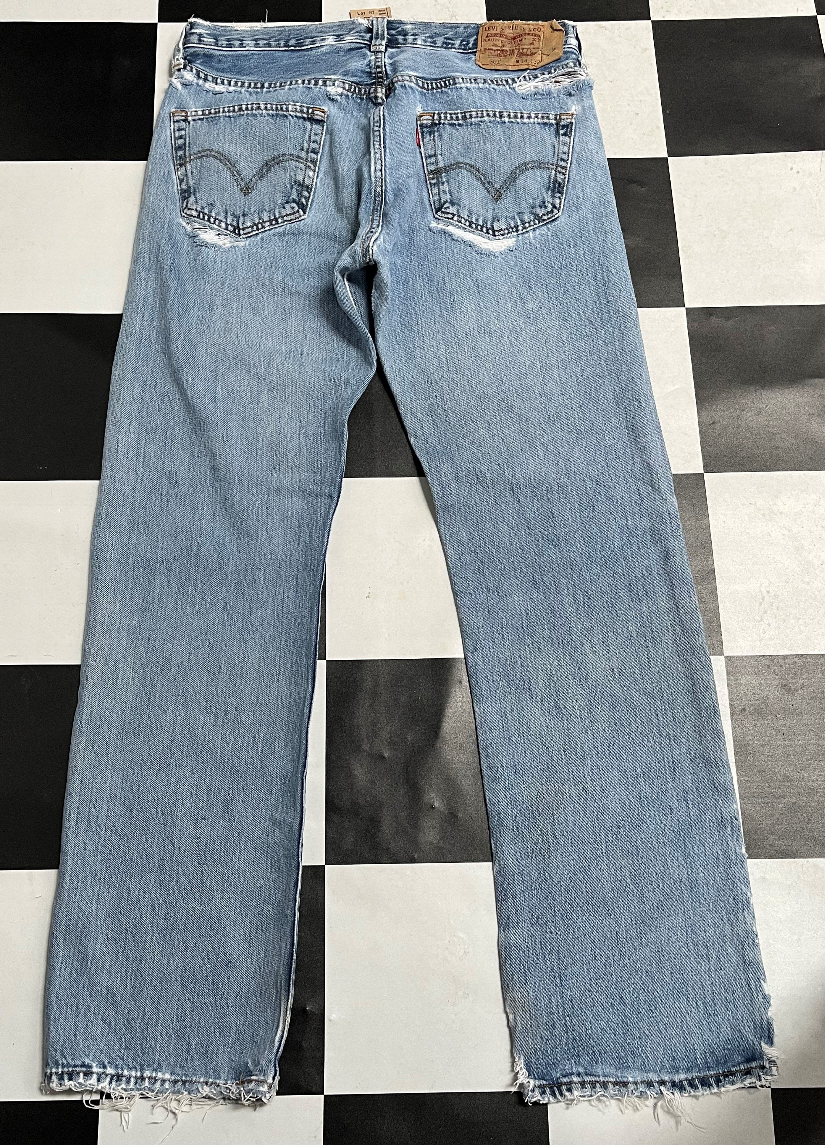 Levi's Vintage Levis 501 Jeans Distressed Denim L107 Size US 34 / EU 50 - 2 Thumbnail