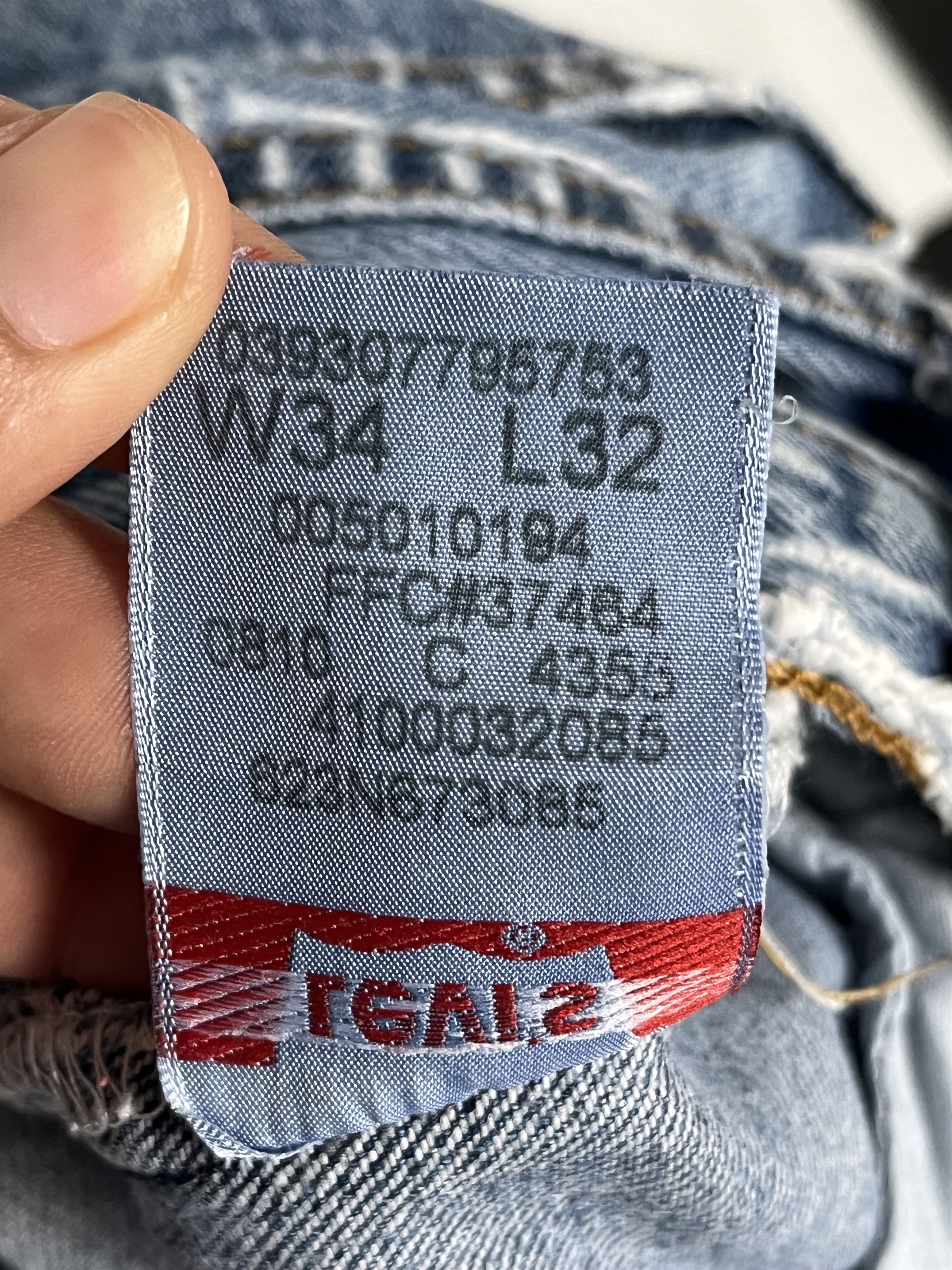 Levi's Vintage Levis 501 Jeans Distressed Denim L107 Size US 34 / EU 50 - 16 Thumbnail