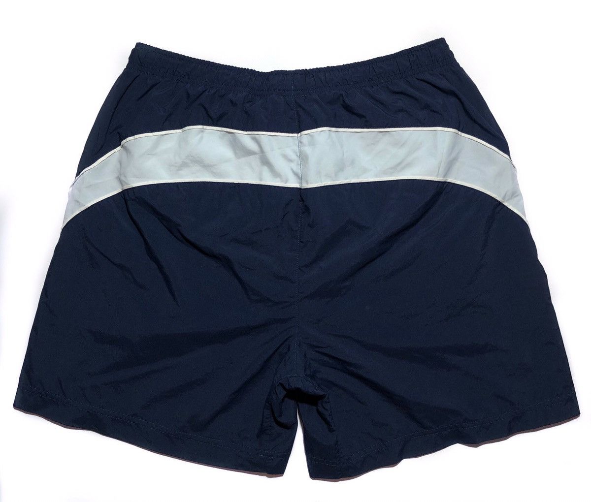 Nike Nike Vintage Nylon Shorts Size US 36 / EU 52 - 2 Thumbnail