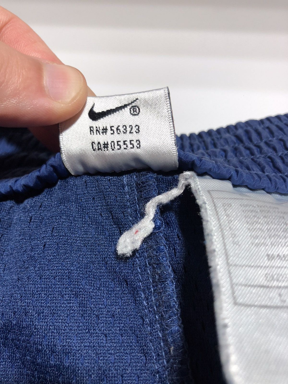 Nike Vintage 90’s Nike Side Snap Button Swoosh Nylon Pants Size US 34 / EU 50 - 7 Thumbnail