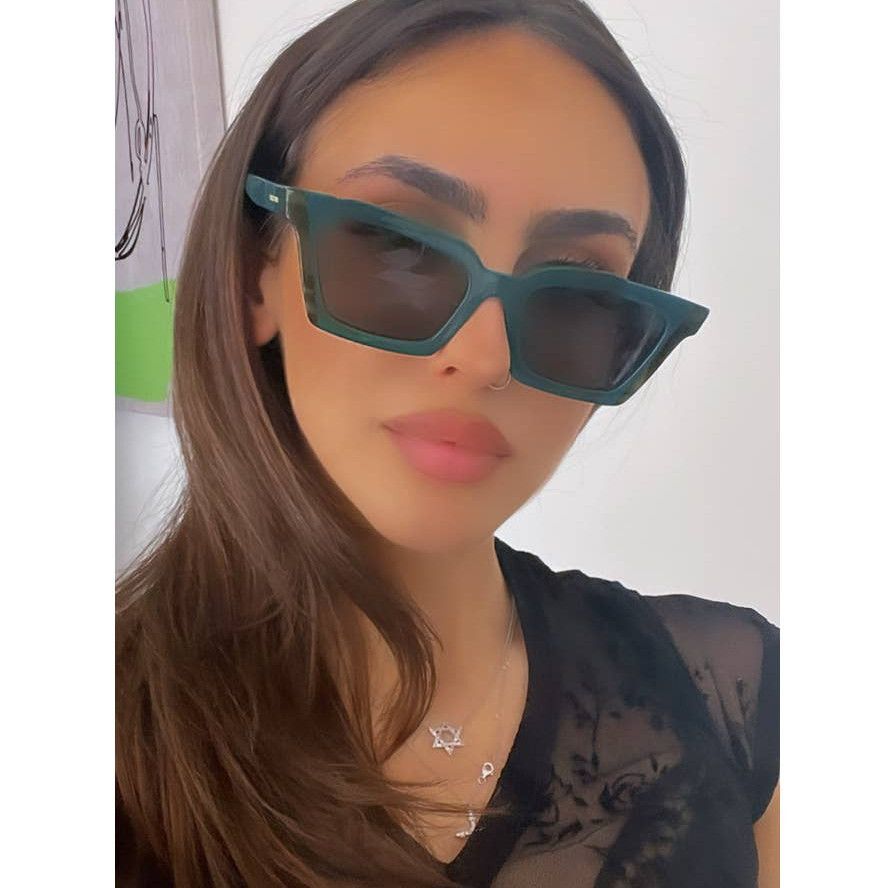 NEW Burberry BE4358 Briar Check Green Unisex Sunglasses