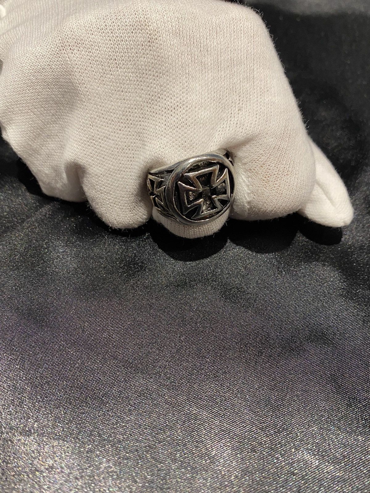 Vintage Punk gothic cross silver ring Size ONE SIZE - 1 Preview