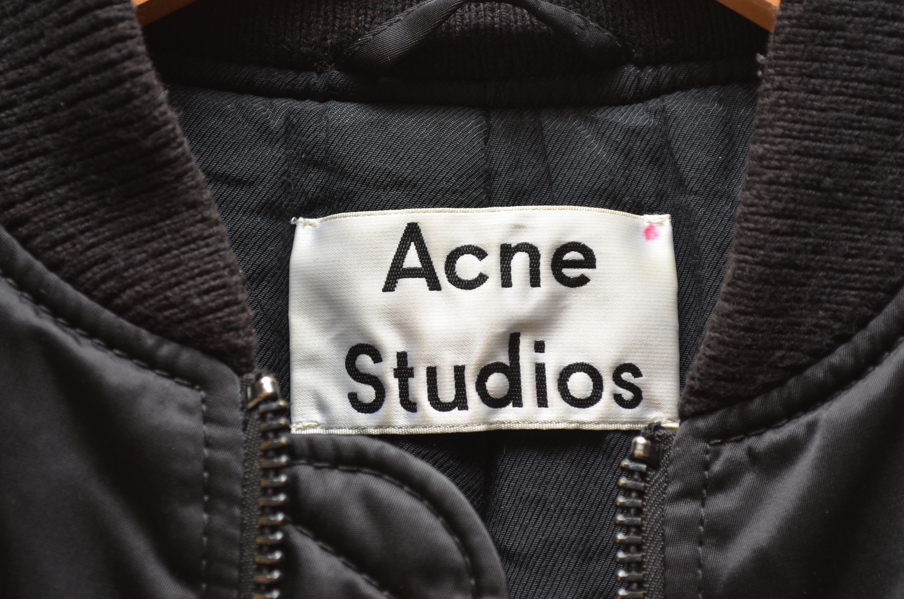 Acne Studios Acne Studios Lexi Ruched Satin Bomber Jacket Black Size XS / US 0-2 / IT 36-38 - 22 Thumbnail