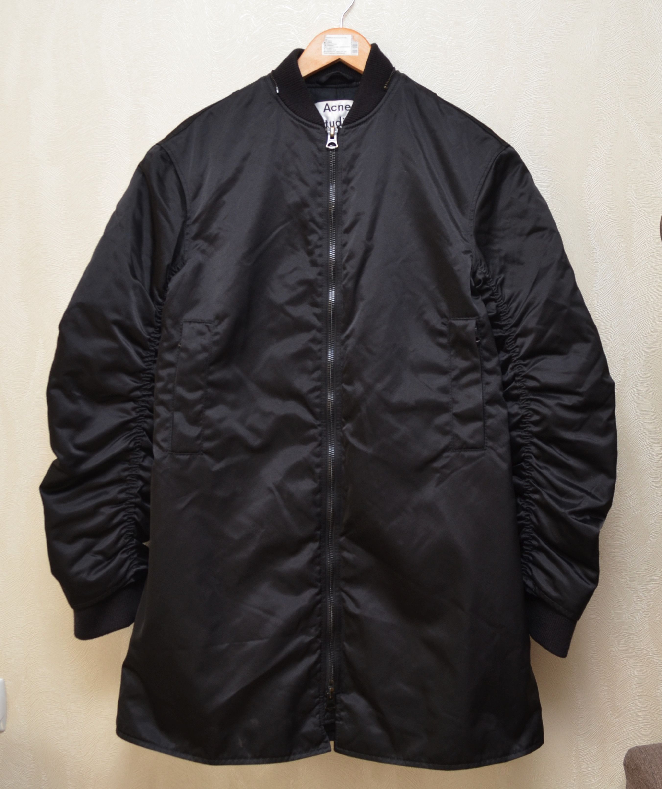 Acne Studios Acne Studios Lexi Ruched Satin Bomber Jacket Black Size XS / US 0-2 / IT 36-38 - 17 Thumbnail