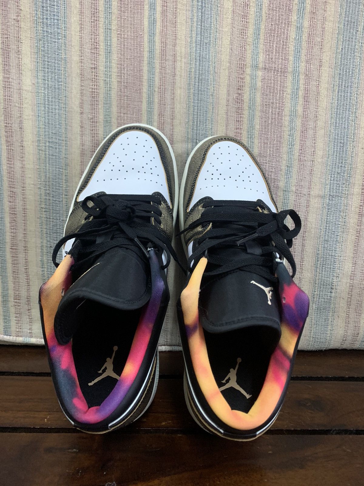 Jordan Brand Nike Air Jordan 1 Low SE Size US 10 / EU 43 - 10 Thumbnail