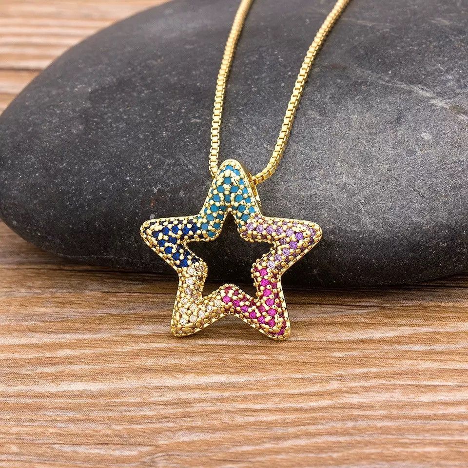 Jewelry Star Pendant Necklace Size ONE SIZE - 1 Thumbnail