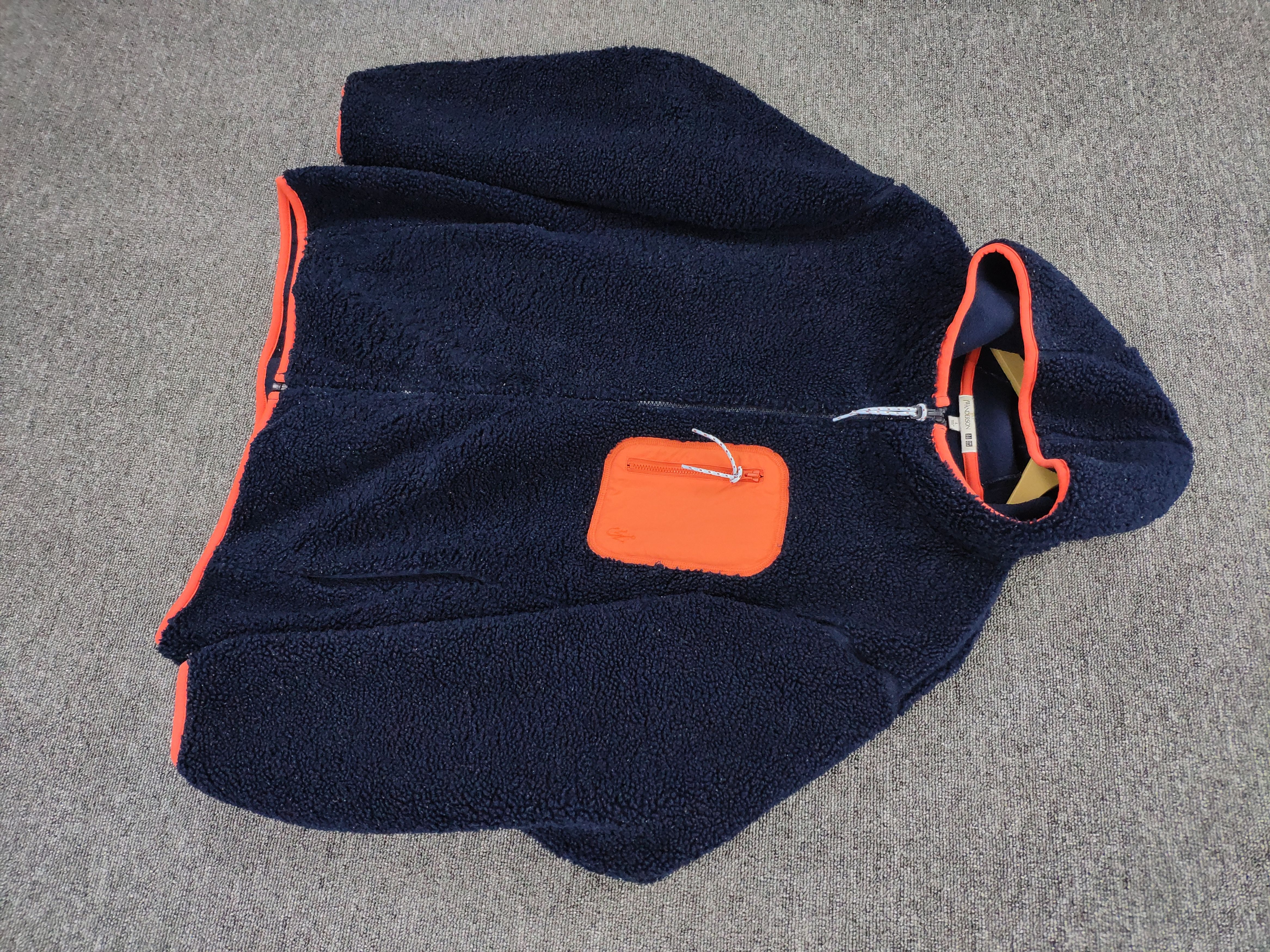 Designer × JW Anderson × Japanese Brand J W Anderson x Uniqlo Sherpa Hoodie Jacket Winter Size US L / EU 52-54 / 3 - 2 Thumbnail