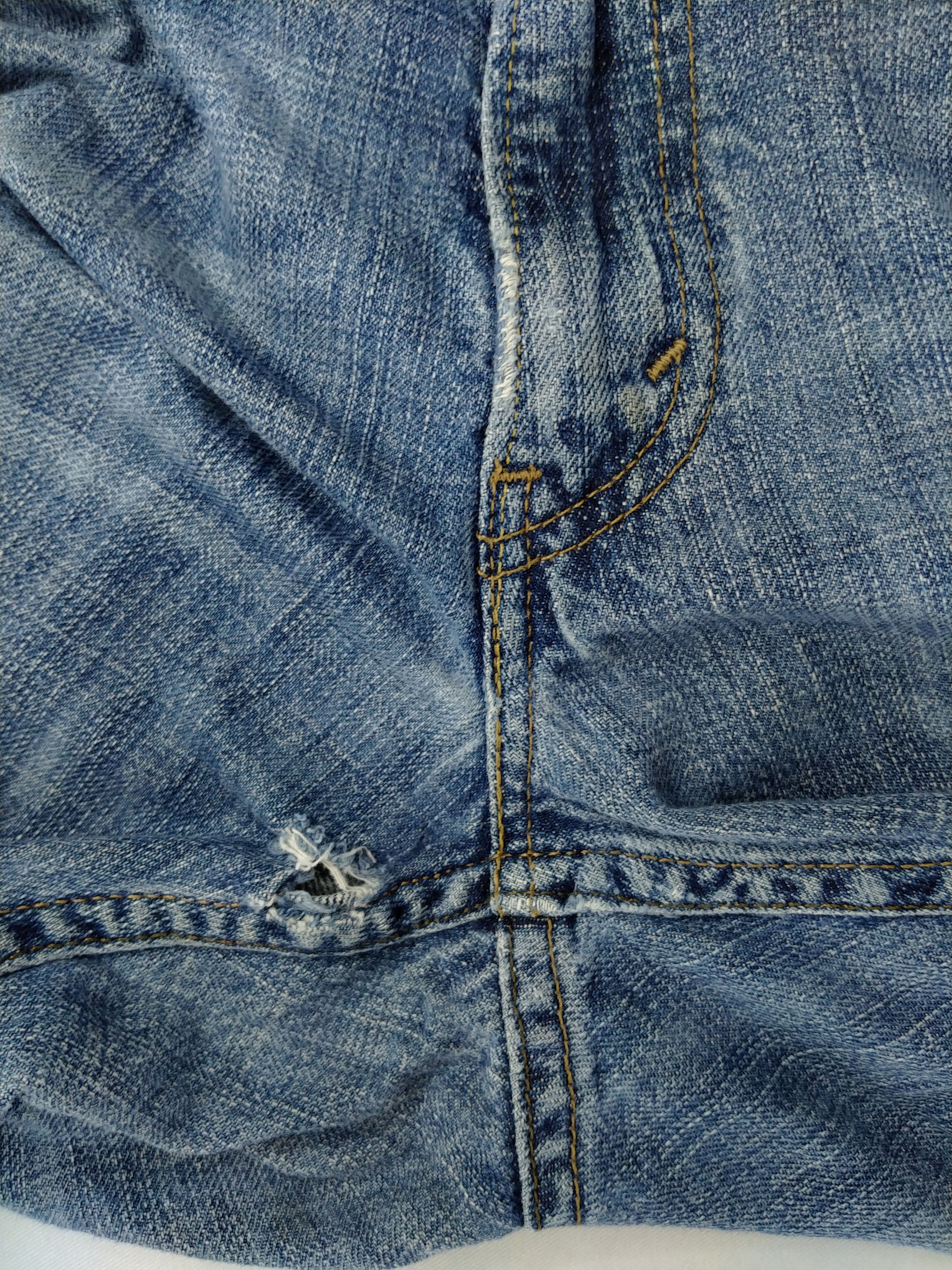 Levi's Distressed Vintage Levi's 514 Slim Straight Denim -JN407 Size US 32 / EU 48 - 14 Thumbnail
