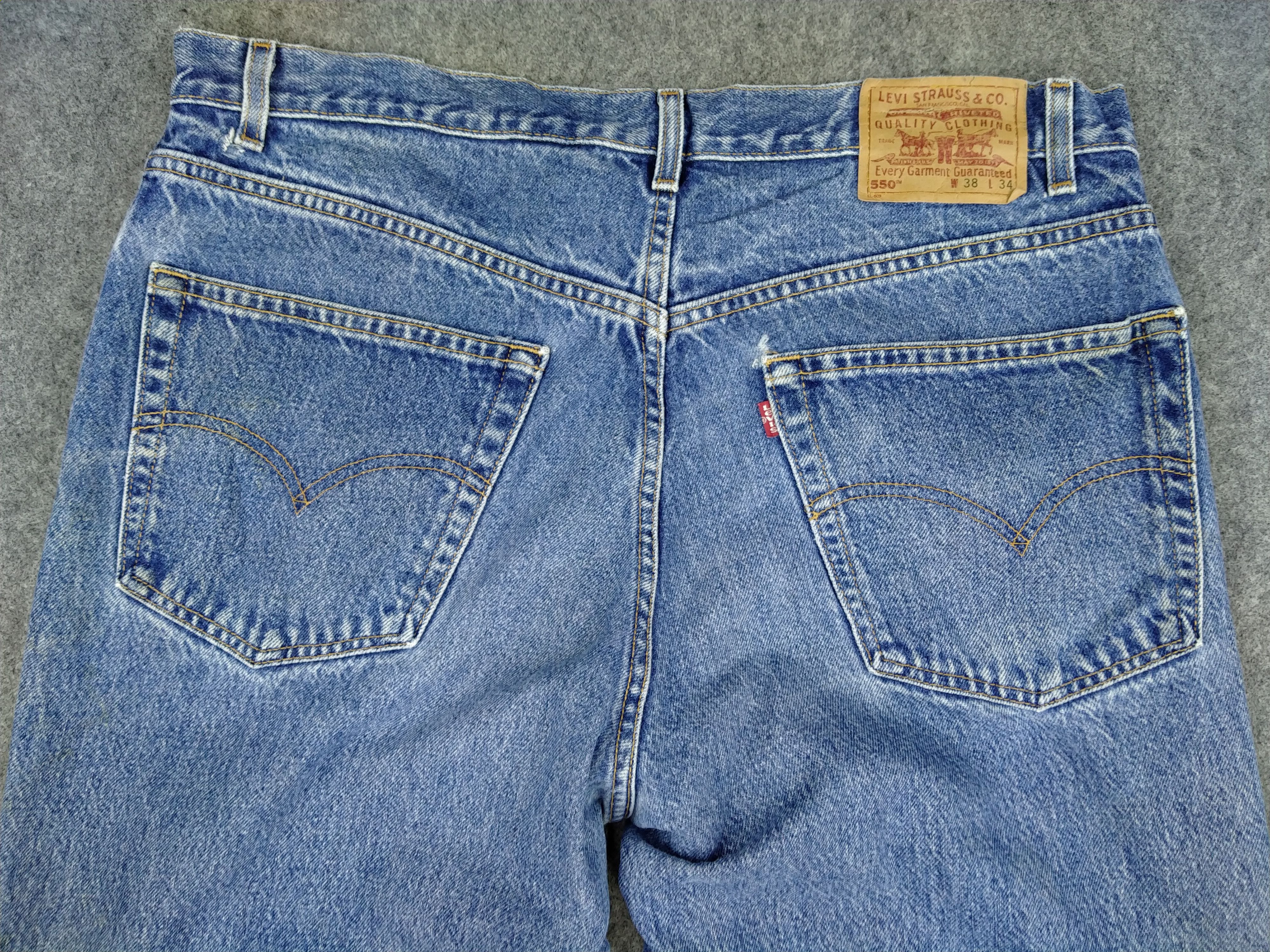 Levi's Dirty Blue Vintage Levi's 550 Relaxed Fit Denim -JN391 Size US 37 - 4 Thumbnail