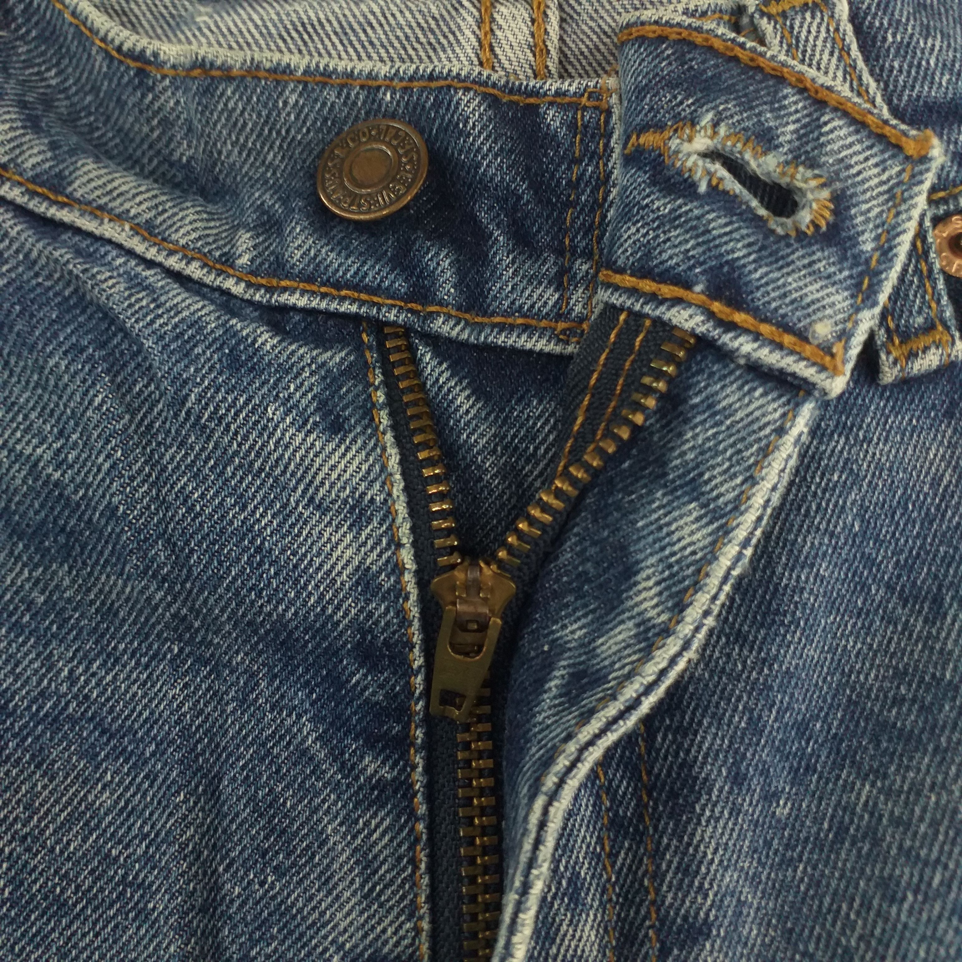 Levi's Vintage Levi's 310 Distressed Denim 30 x 32 -JN009 Size US 30 / EU 46 - 13 Thumbnail