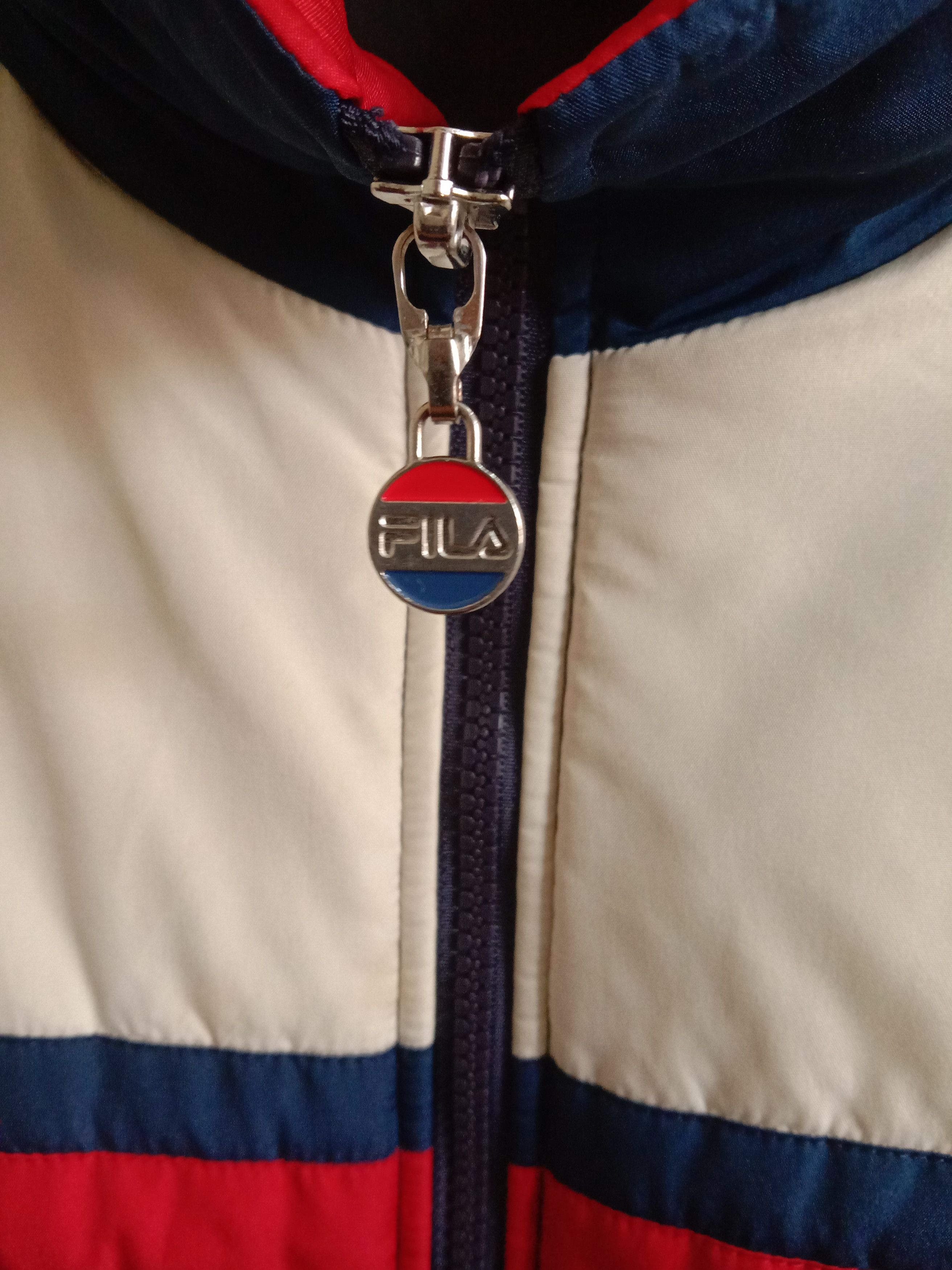 Fila Fila Puffer Jacket / Moncler Look-A-Like Design Size US L / EU 52-54 / 3 - 5 Thumbnail