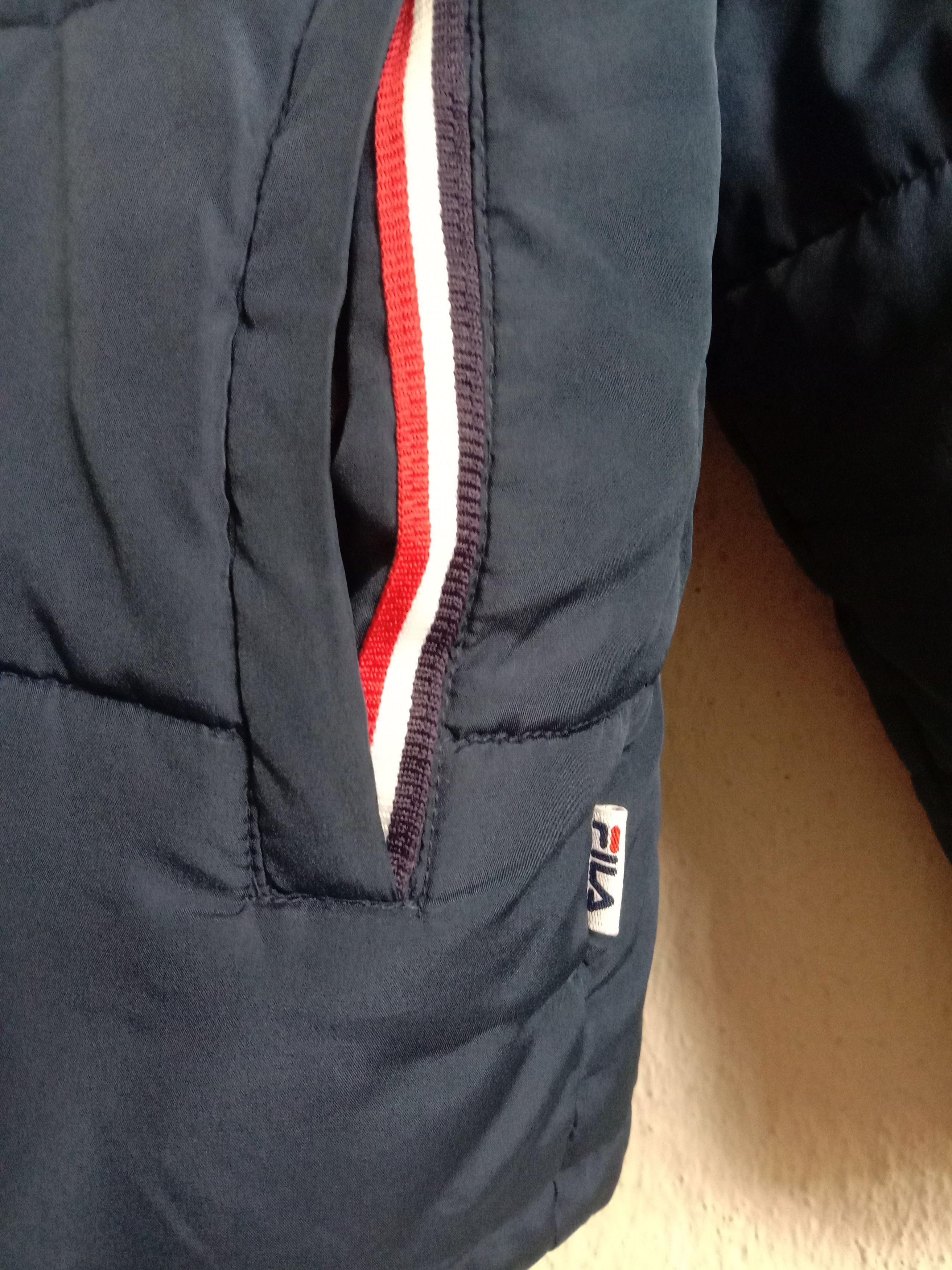 Fila Fila Puffer Jacket / Moncler Look-A-Like Design Size US L / EU 52-54 / 3 - 7 Thumbnail