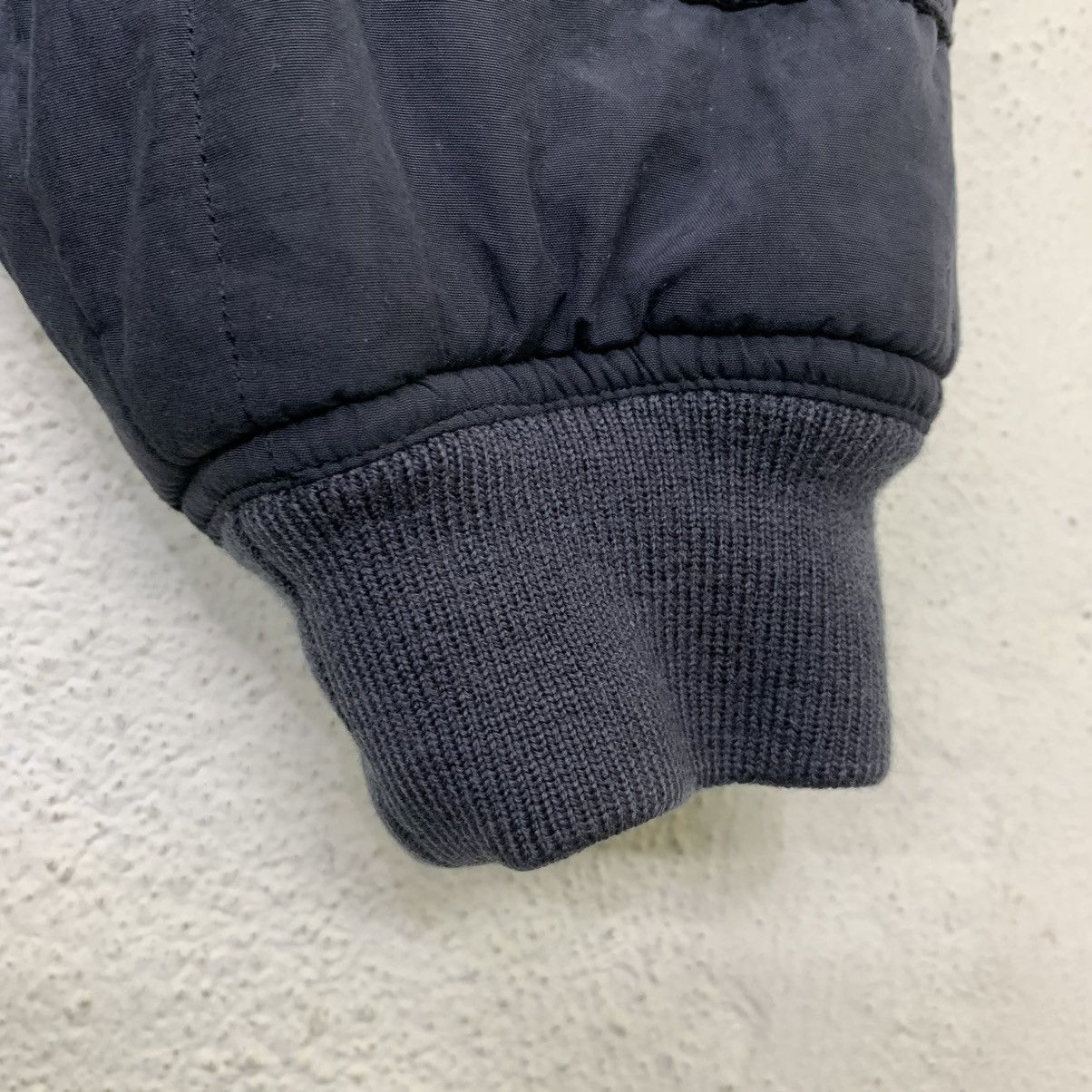 Issey Miyake Steals🔥🔥 Extremely Rare Vintage IS Jacket/ Hoodie Size US M / EU 48-50 / 2 - 7 Thumbnail