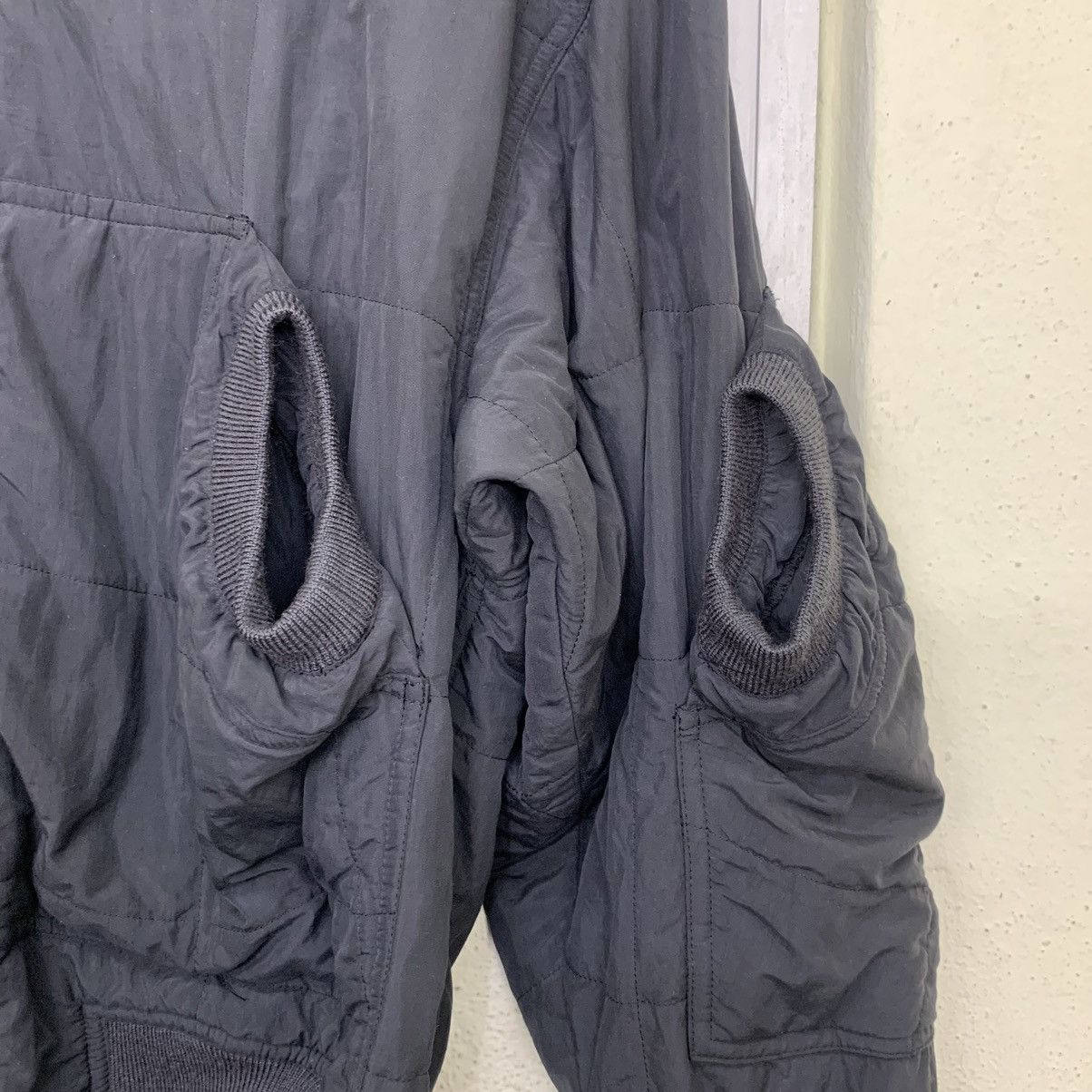 Issey Miyake Steals🔥🔥 Extremely Rare Vintage IS Jacket/ Hoodie Size US M / EU 48-50 / 2 - 5 Thumbnail